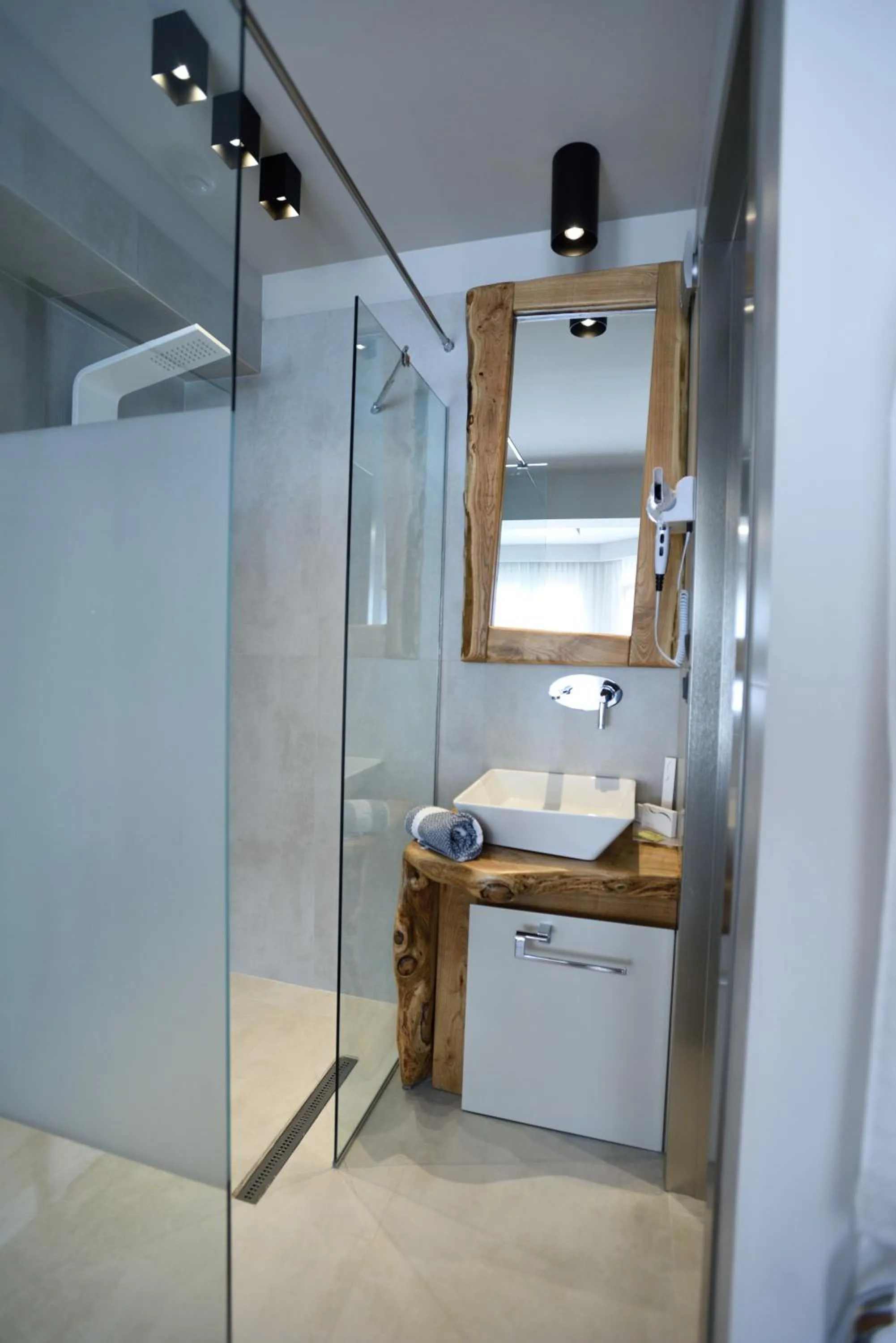 Magnifique Luxury Suites