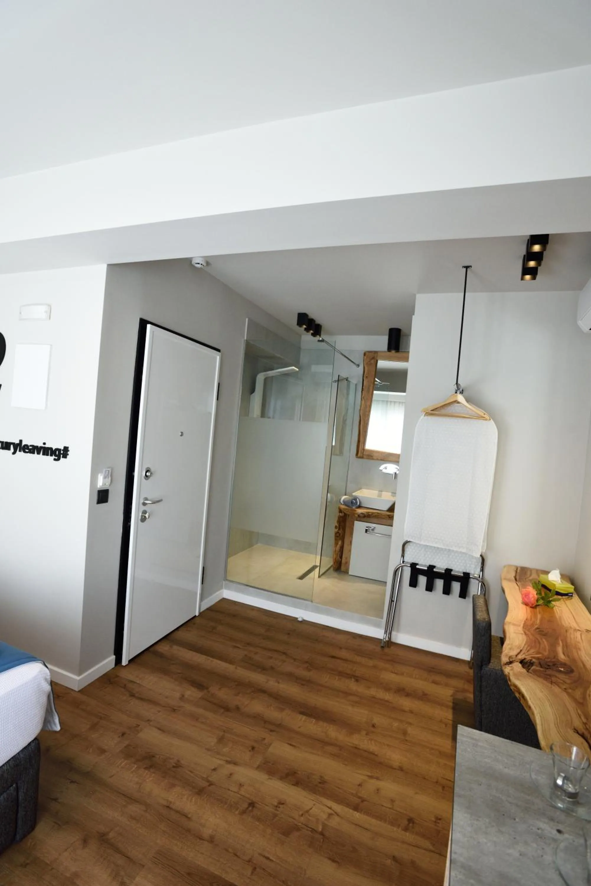 Magnifique Luxury Suites