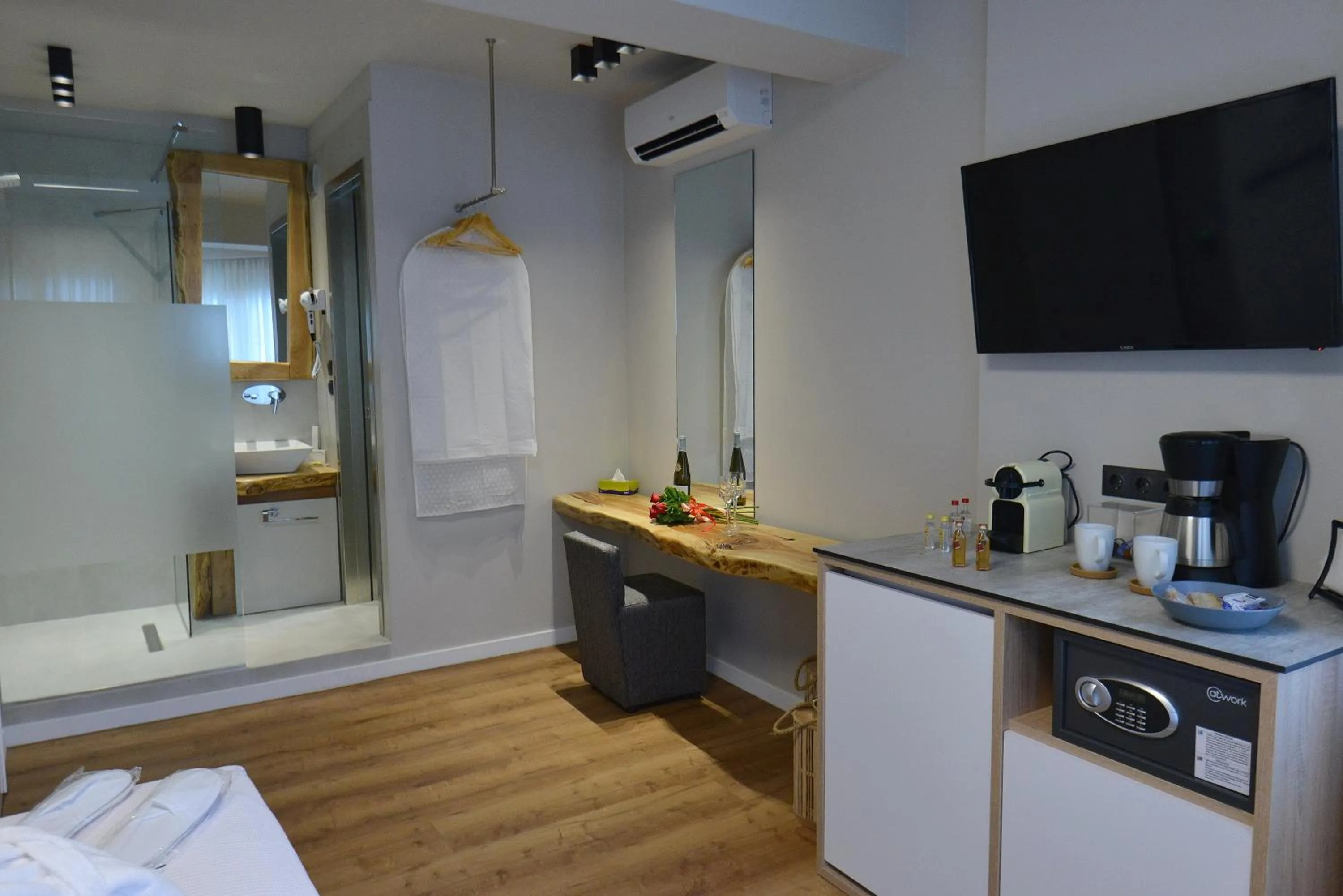 Magnifique Luxury Suites