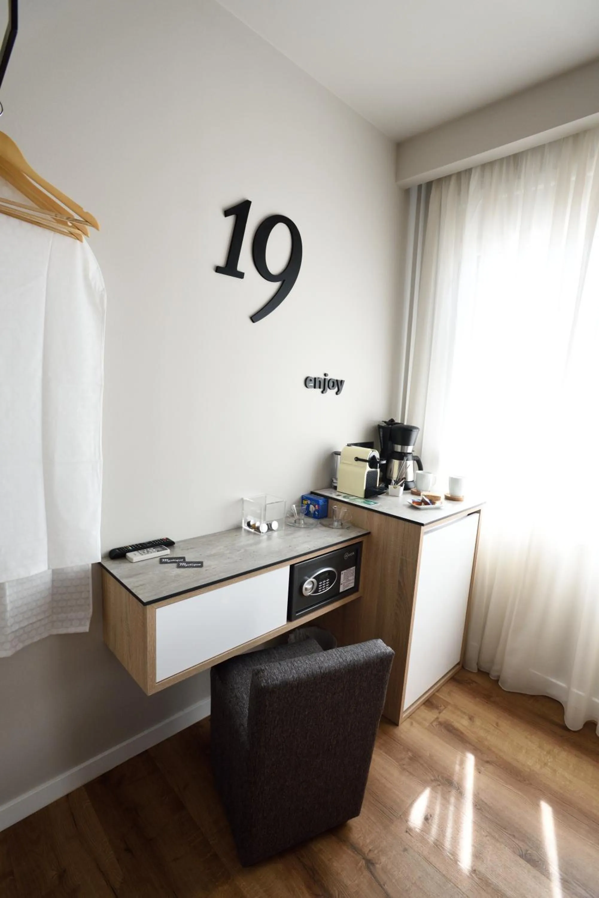 Magnifique Luxury Suites