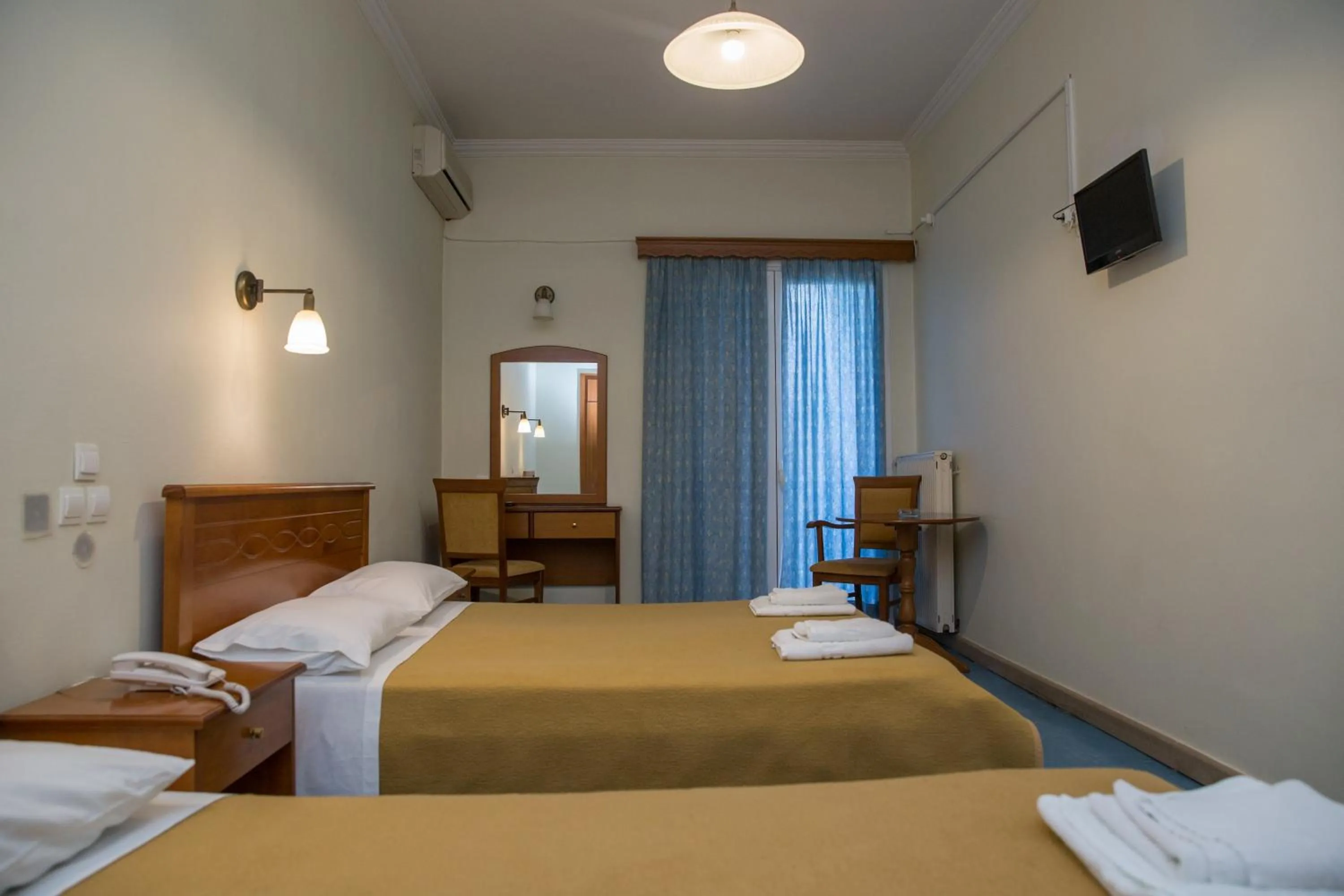 Photo of the whole room, Bed in Hotel Liberty