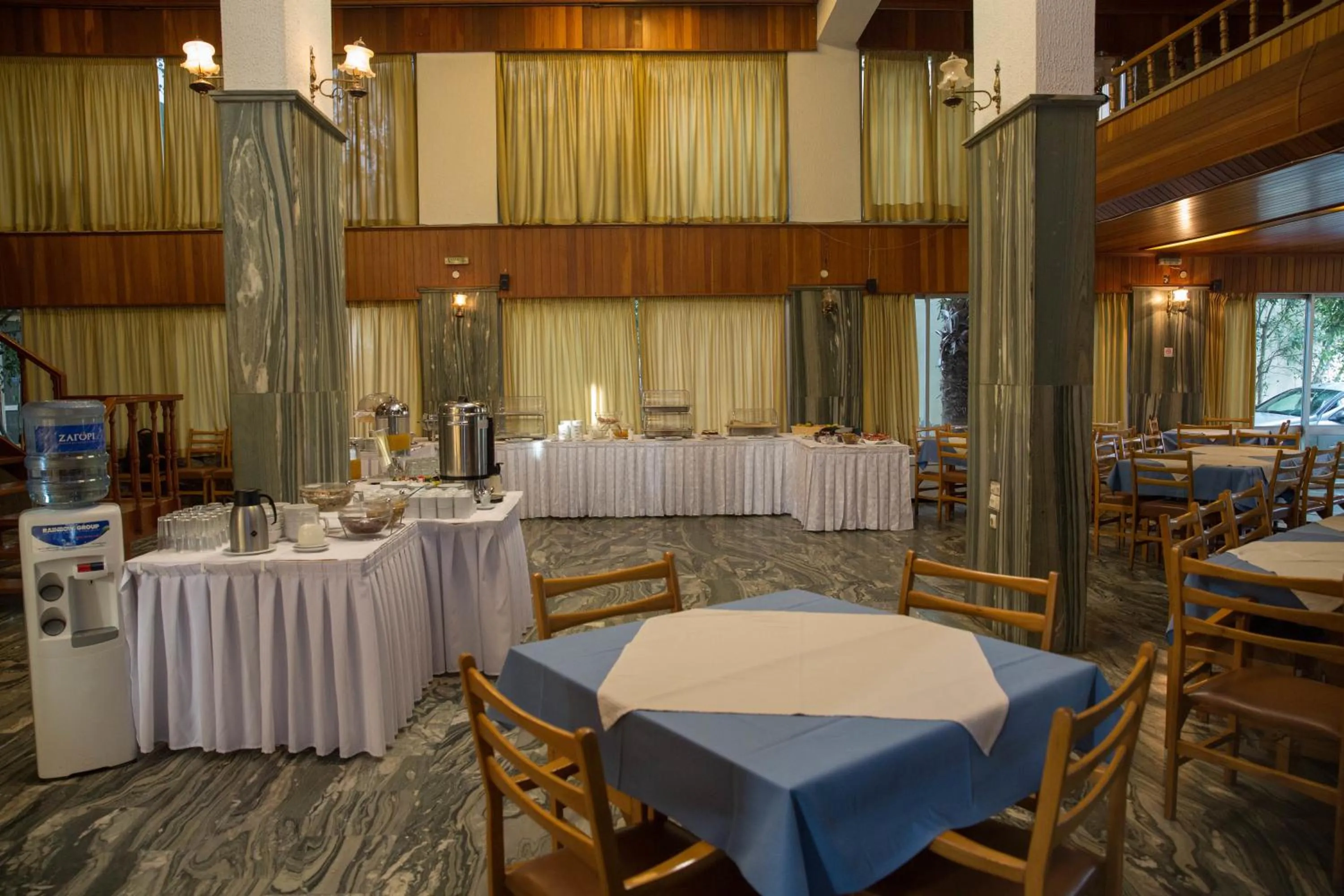 Food and drinks in Hotel Liberty