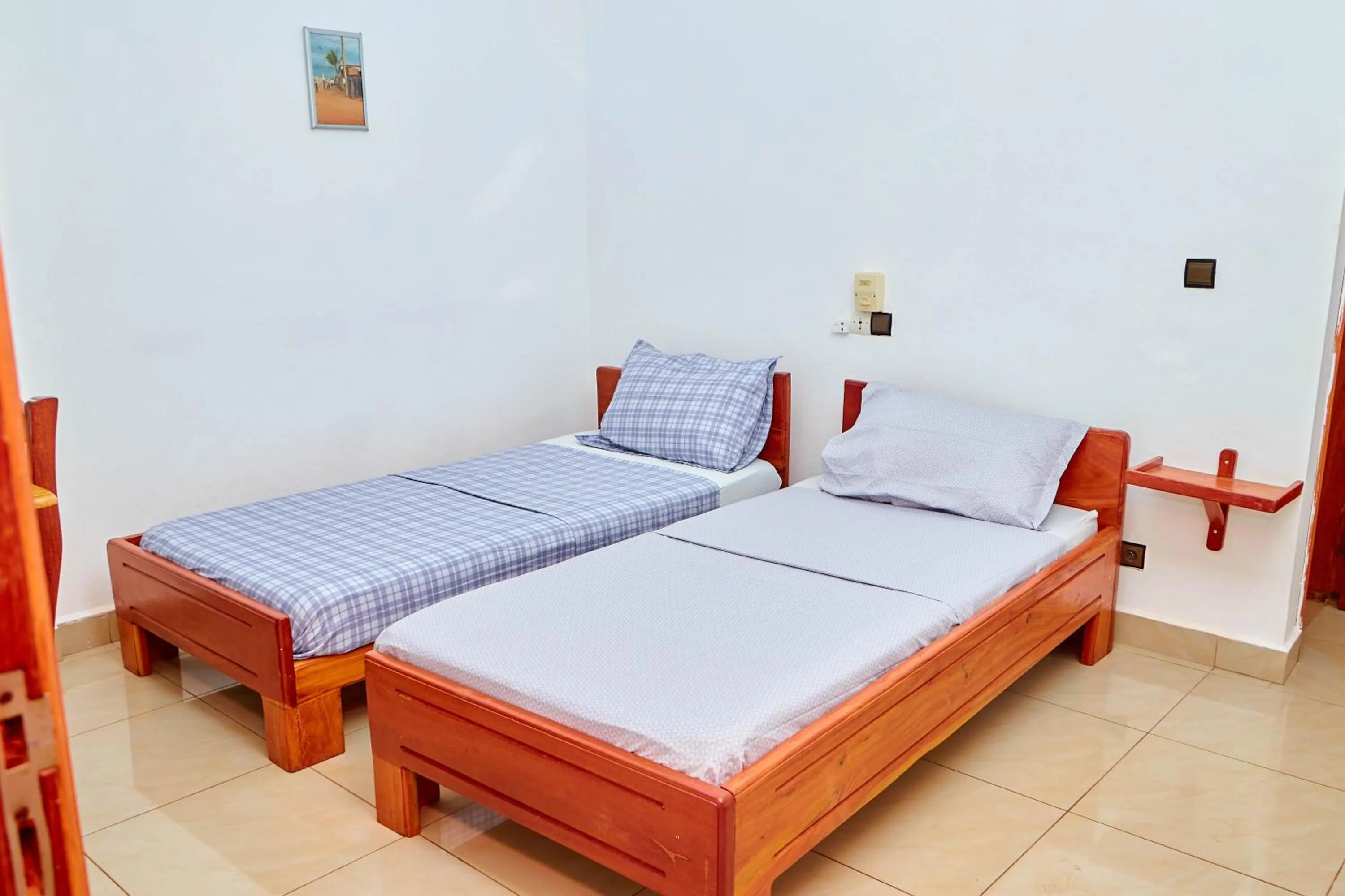 Photo of the whole room, Bed in Chez Sabine