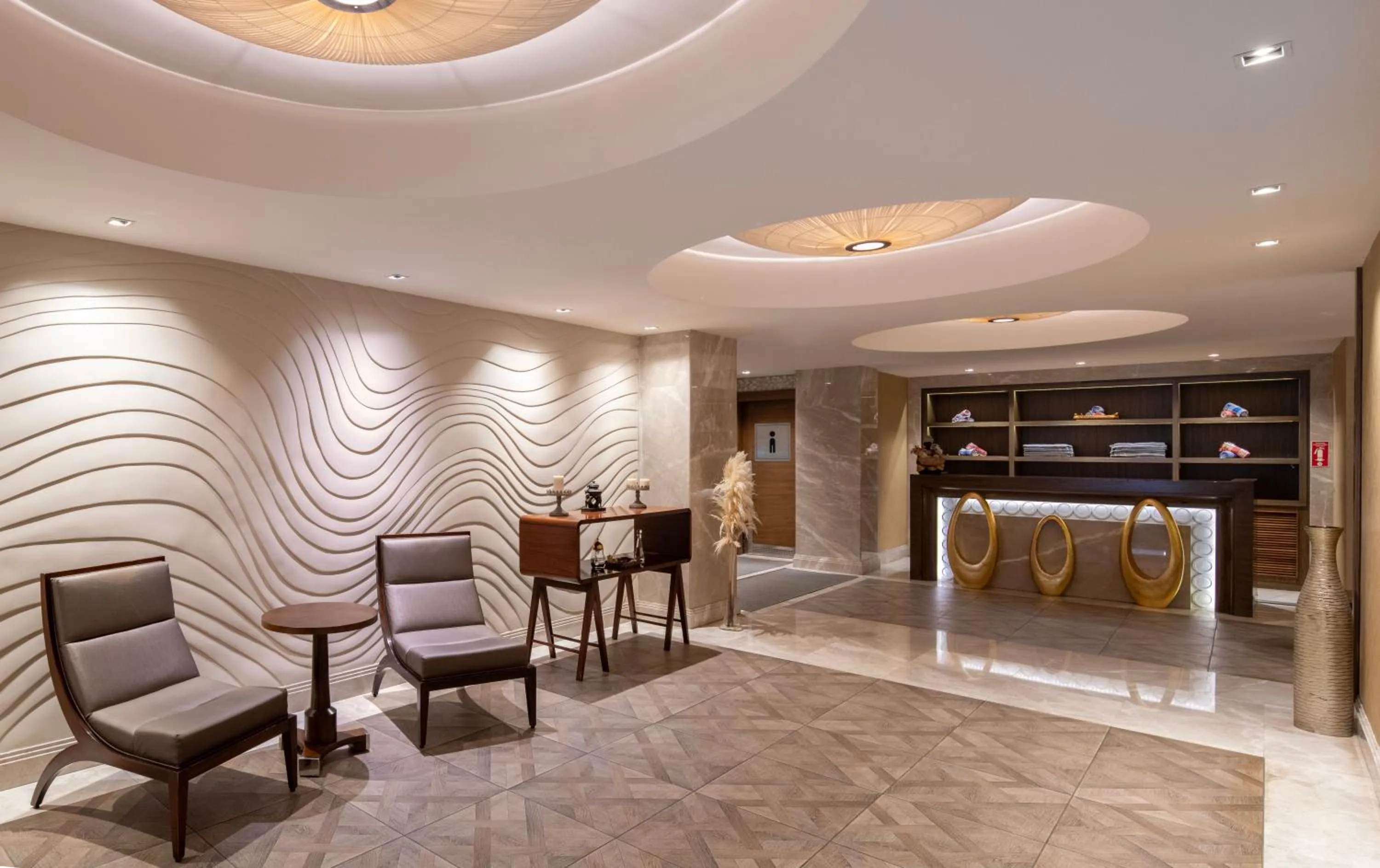 Seating area in Windsor Hotel & Convention Center Istanbul