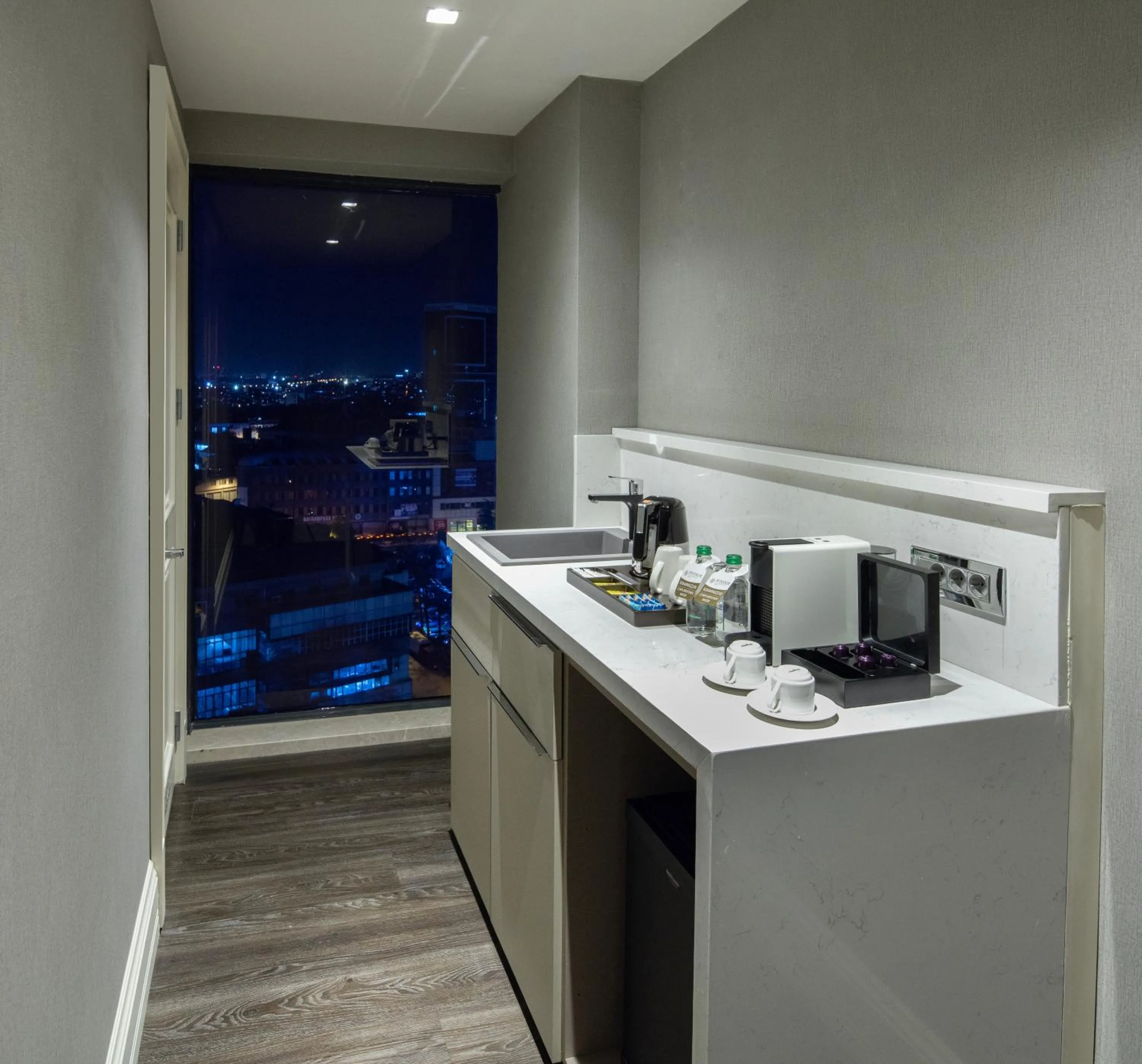 Coffee/tea facilities in Windsor Hotel & Convention Center Istanbul