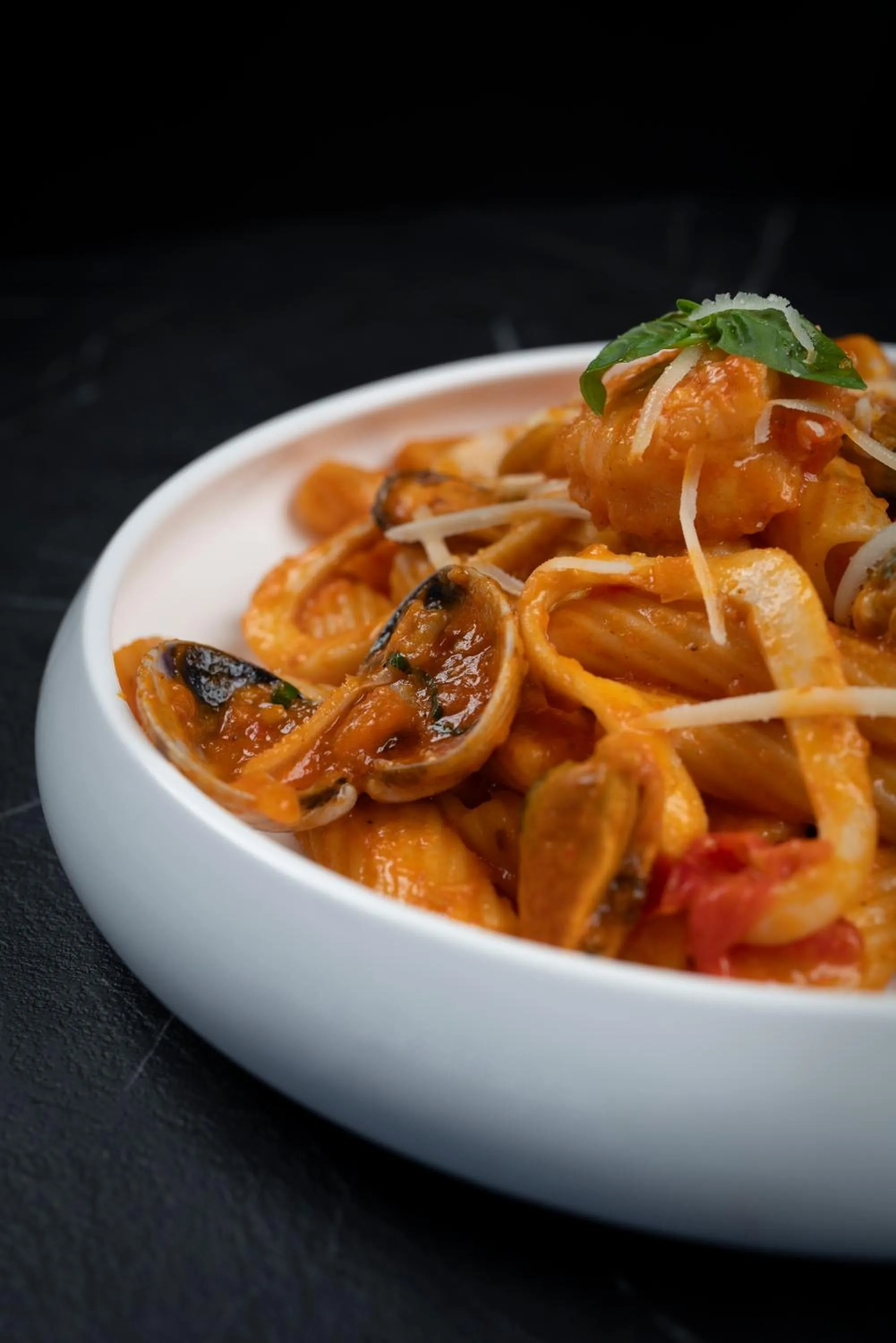 Restaurant/places to eat in Windsor Hotel & Convention Center Istanbul