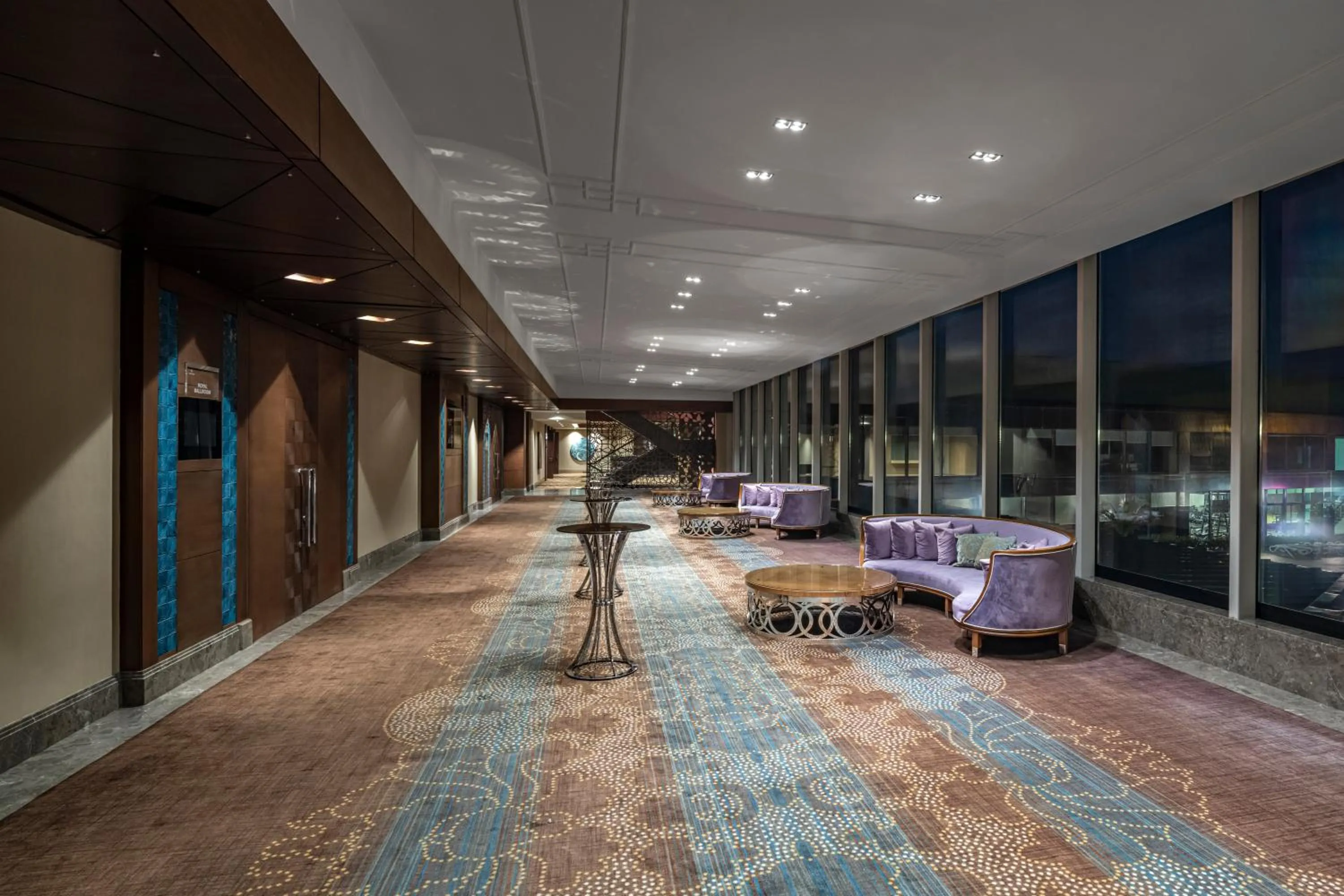 Seating area in Windsor Hotel & Convention Center Istanbul