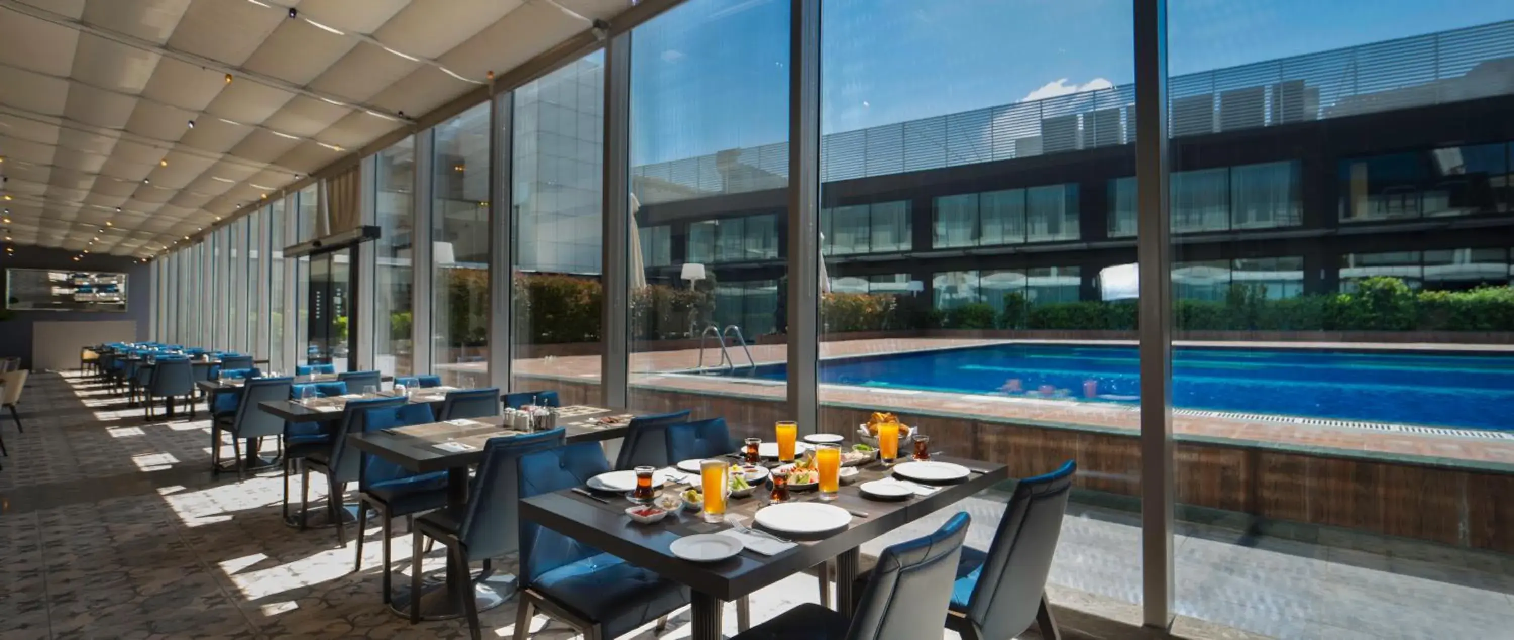 Restaurant/places to eat in Windsor Hotel & Convention Center Istanbul Restaurant/places to eat in Windsor Hotel & Convention Center Istanbul