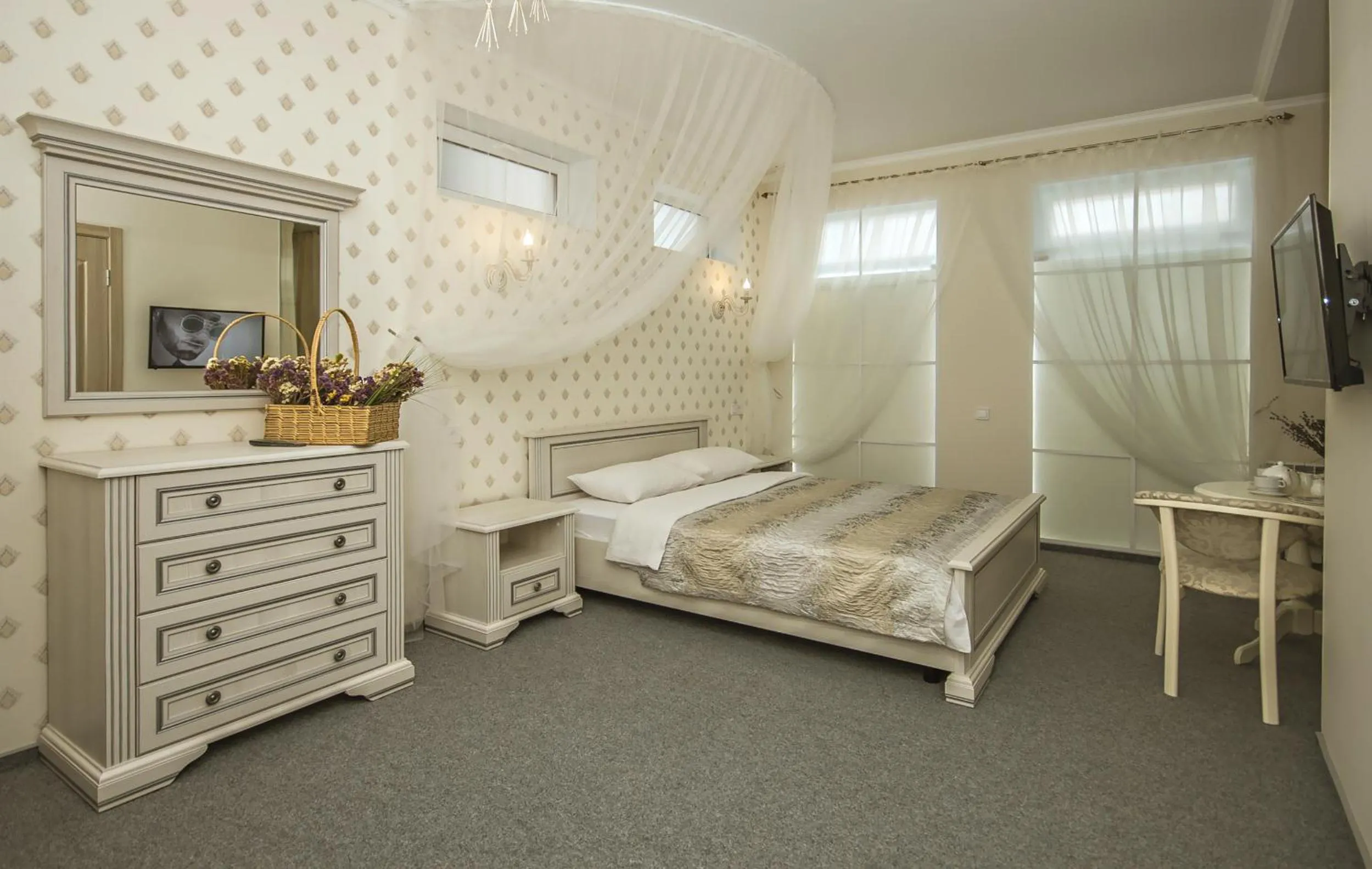 Bedroom, Bed in Mini Hotel Ryleev