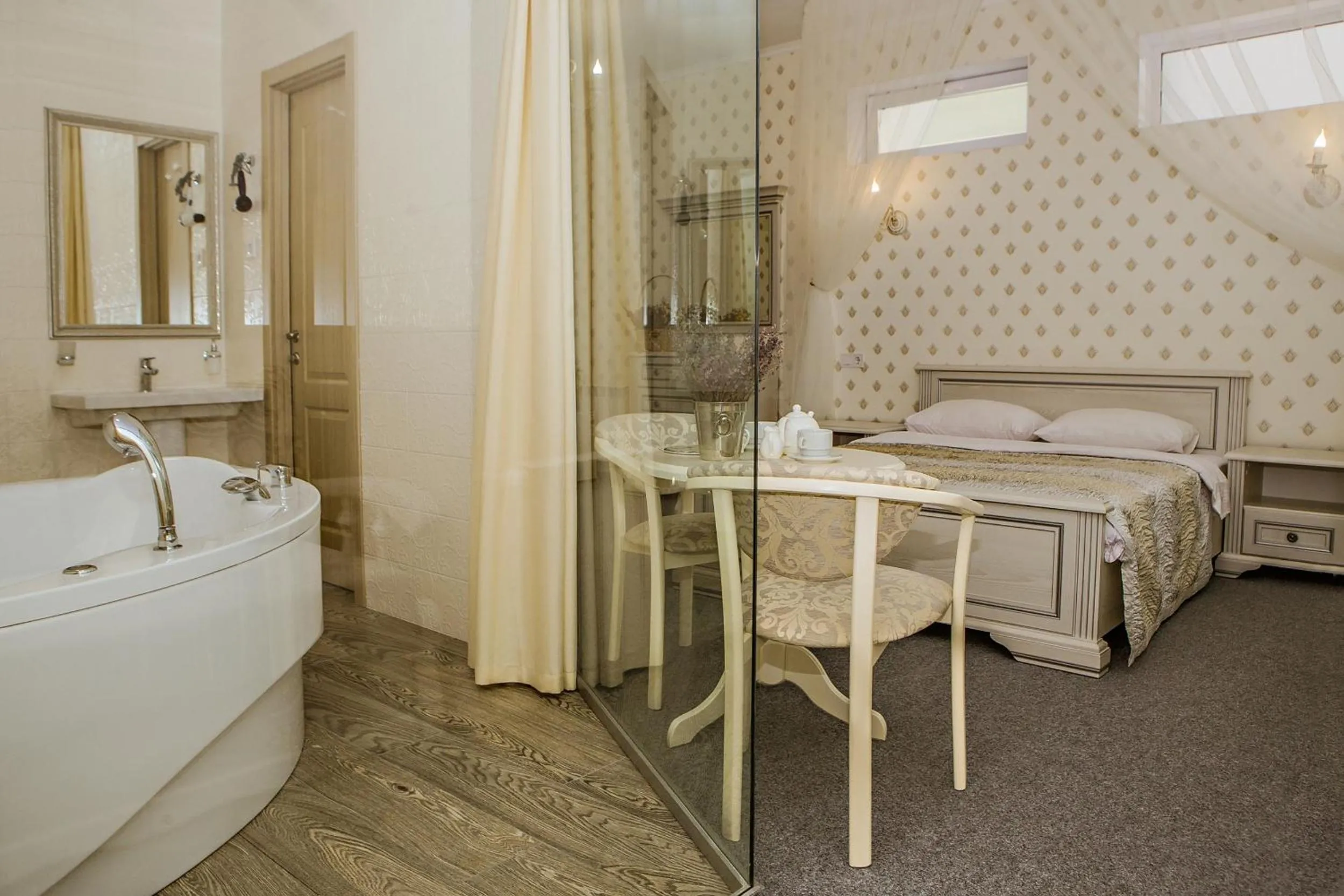 Bathroom, Bed in Mini Hotel Ryleev