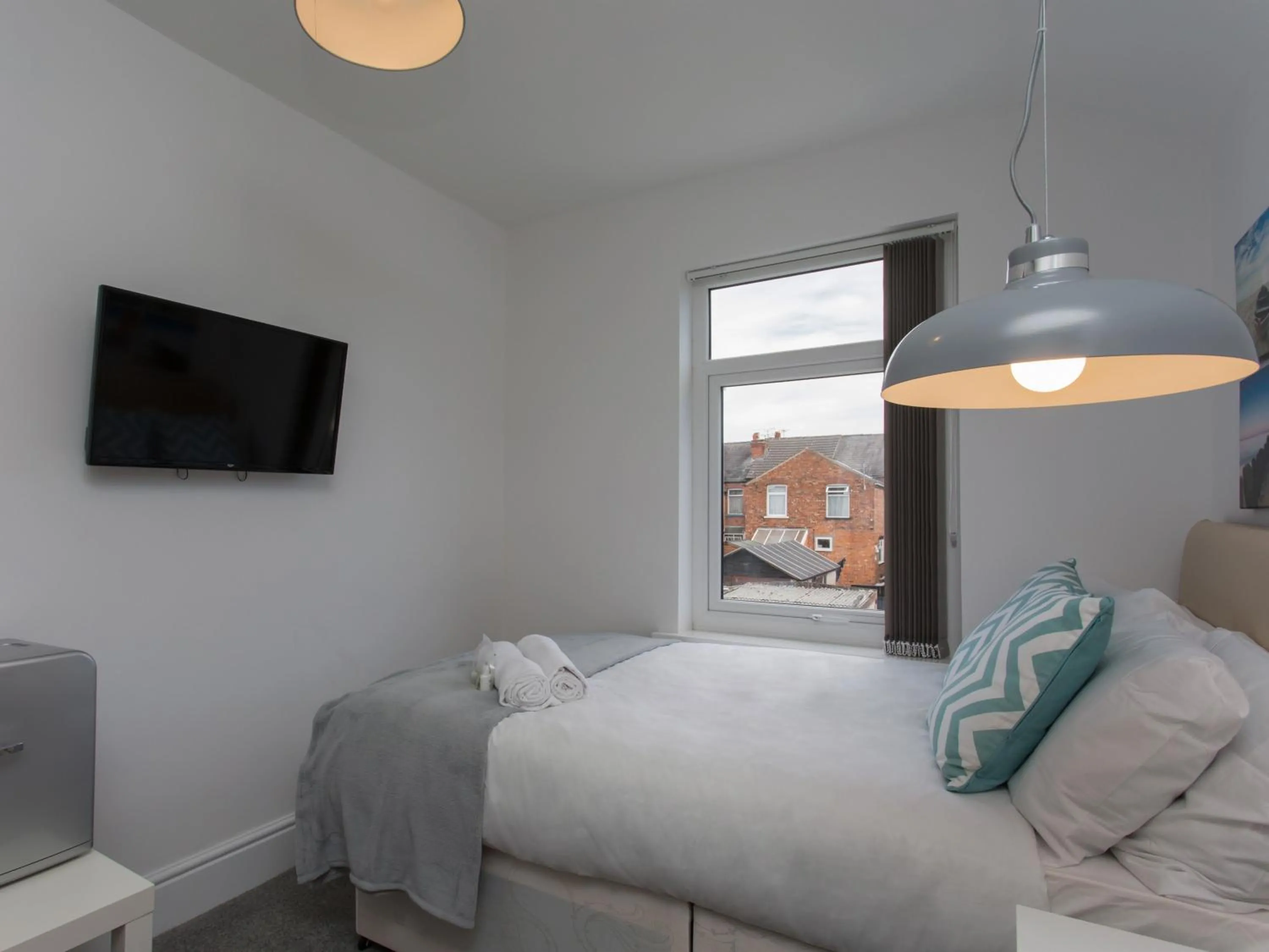 Bedroom, Bed in Crewe Rooms Westminster Street