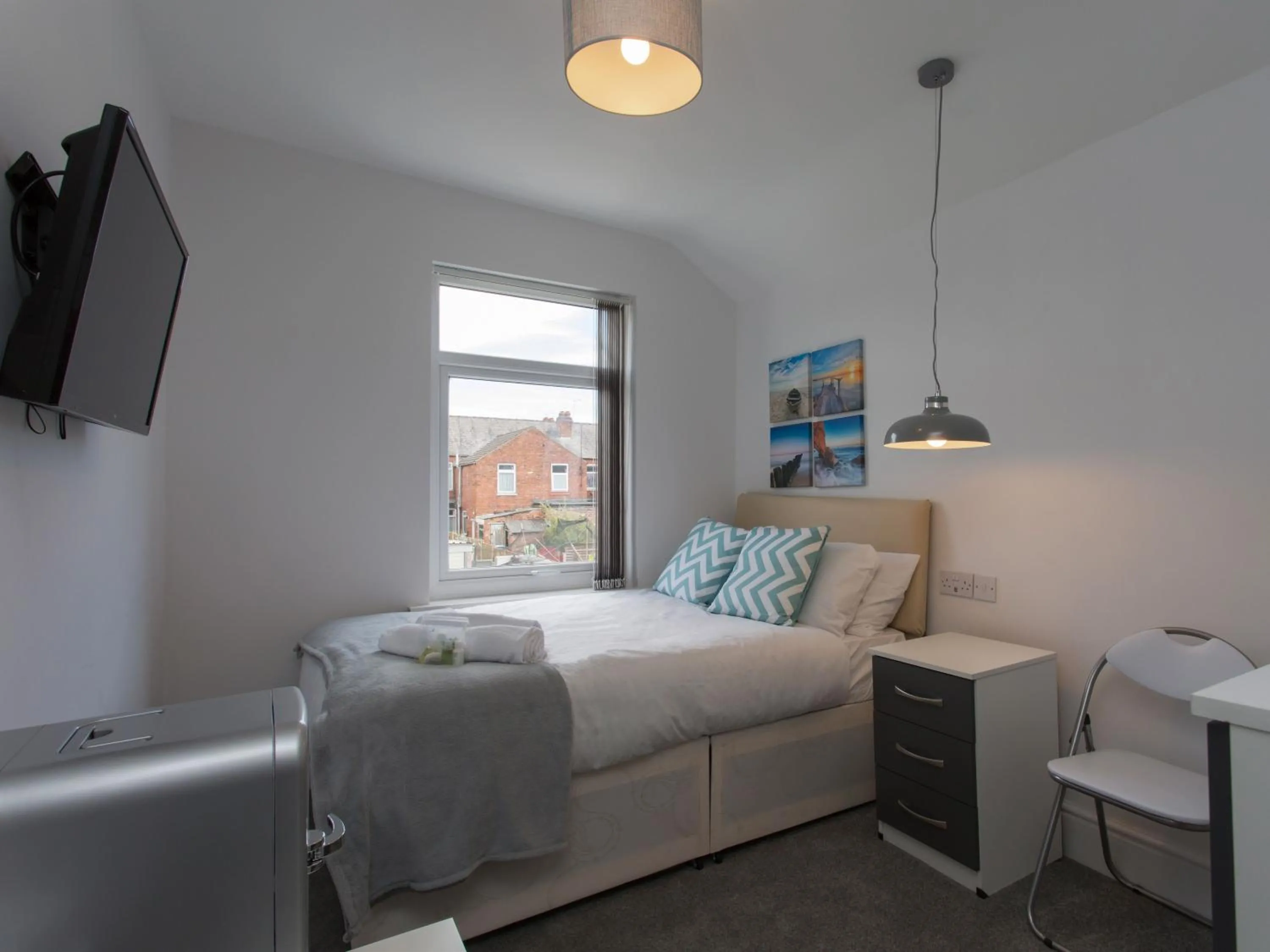 Bedroom, Bed in Crewe Rooms Westminster Street
