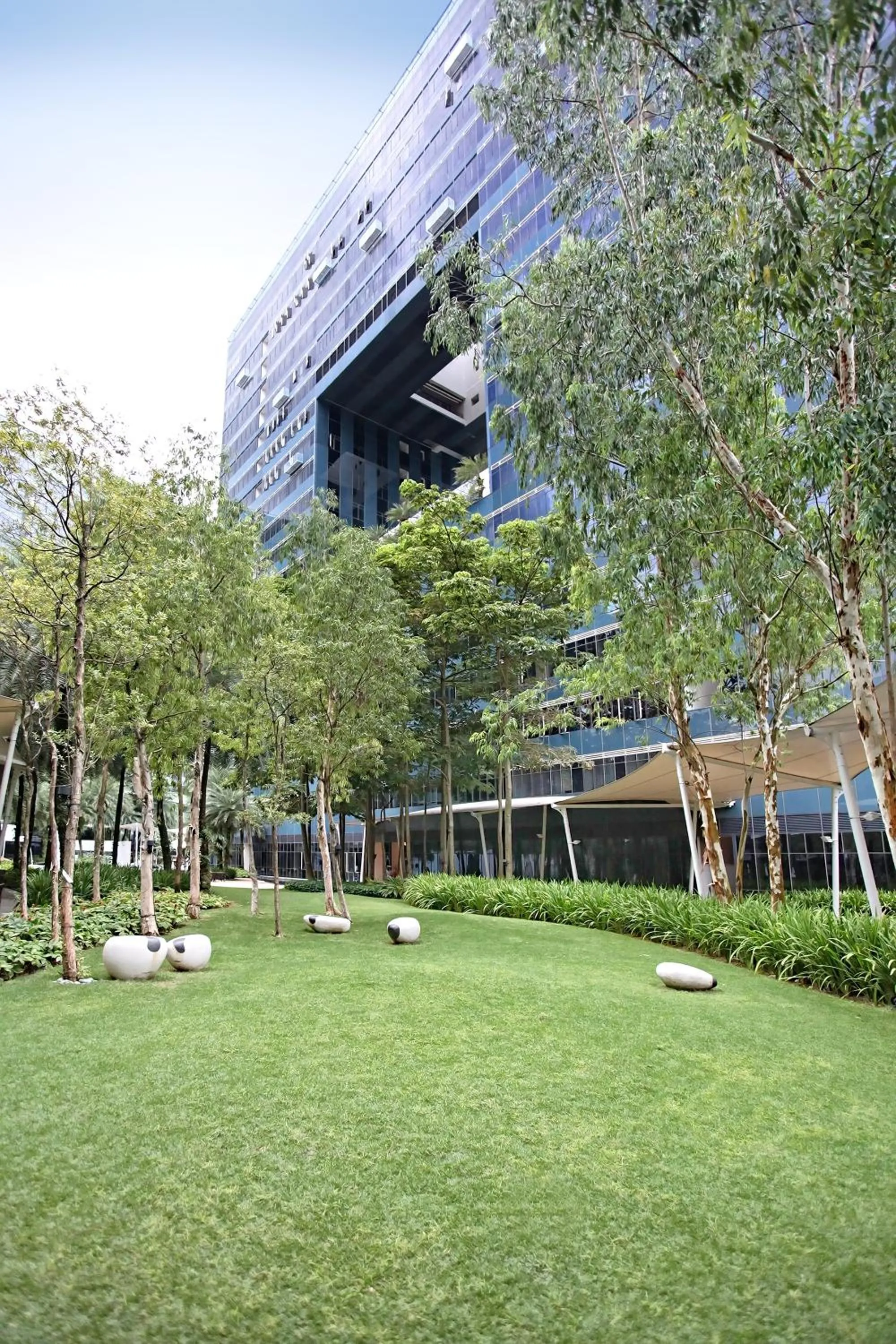 Day in Orchard Scotts Residences by Far East Hospitality