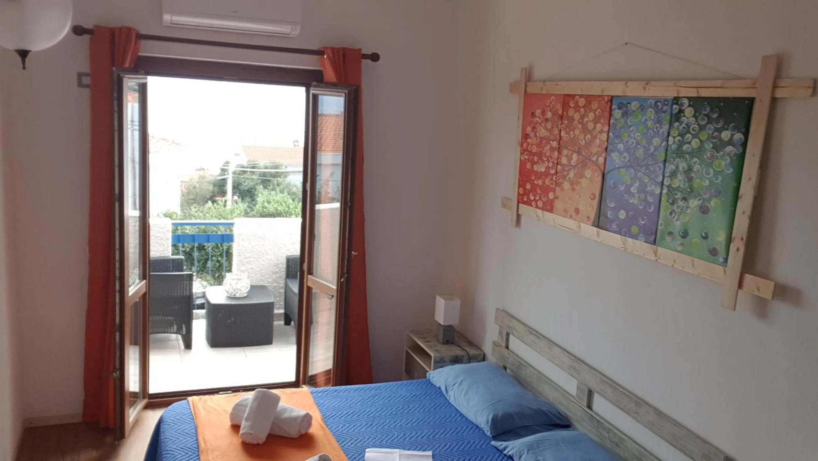 Photo of the whole room in B&B Cala Luna