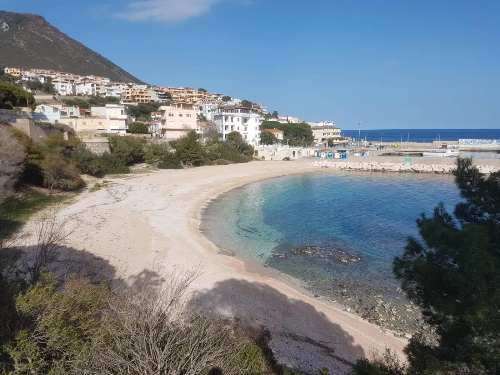 Beach in B&B Cala Luna