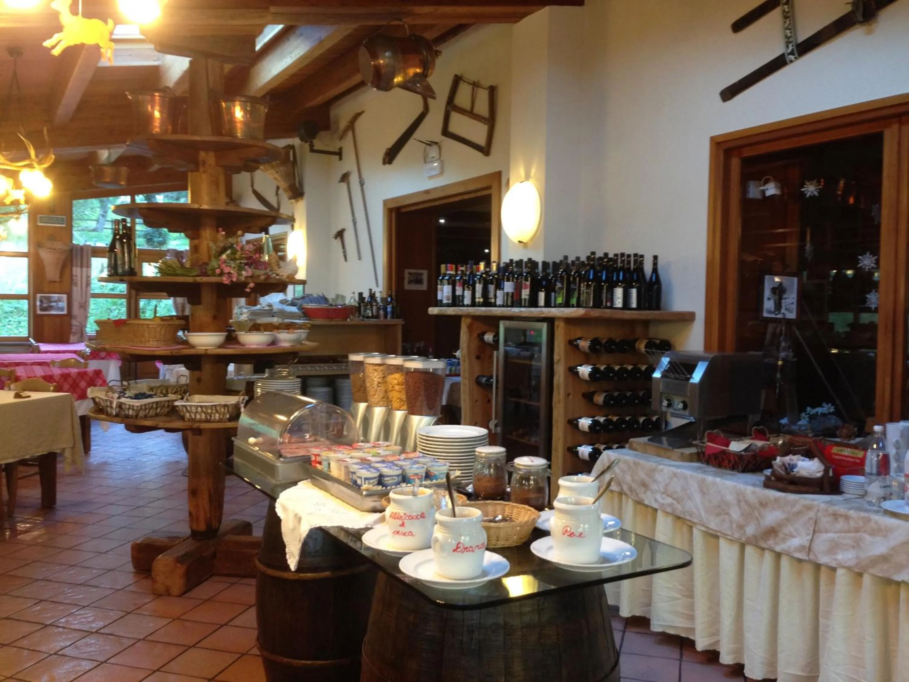 Restaurant/places to eat in Hotel Flora Alpina