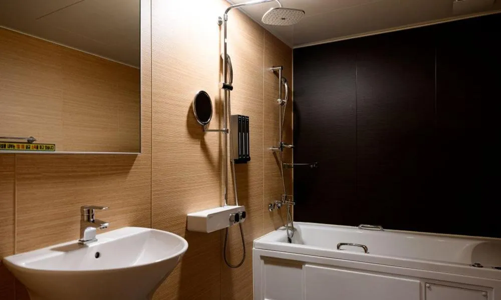 Jeonju Wangyijimil Hanok Hotel