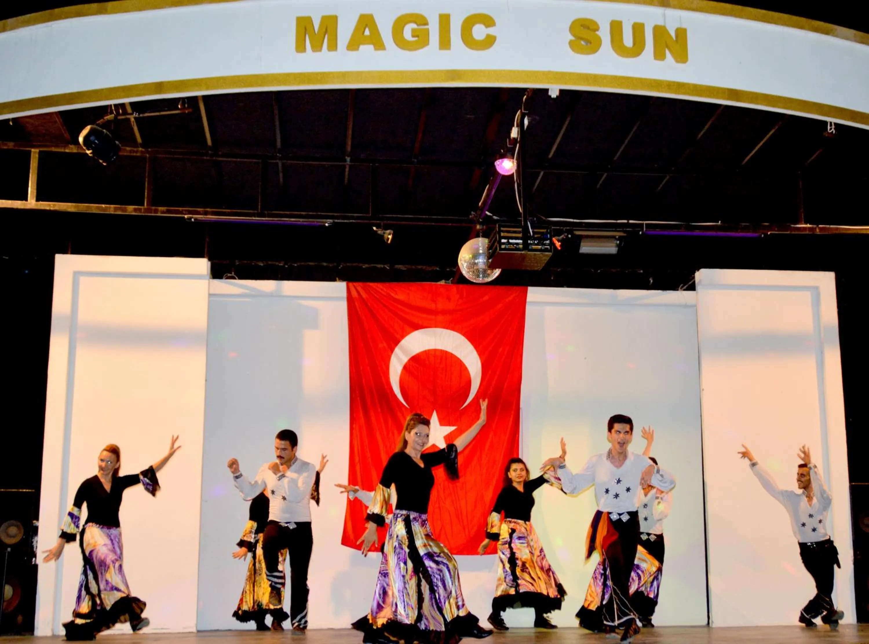 Evening entertainment in Magic Sun Hotel - All Inclusive