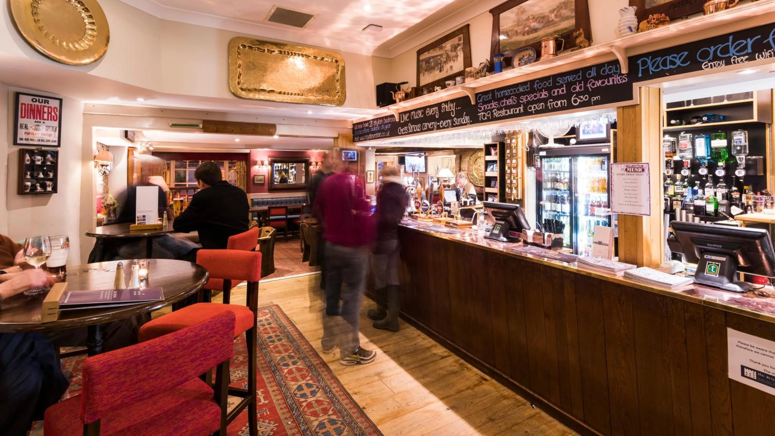 Lounge or bar in Royal Seven Stars Hotel