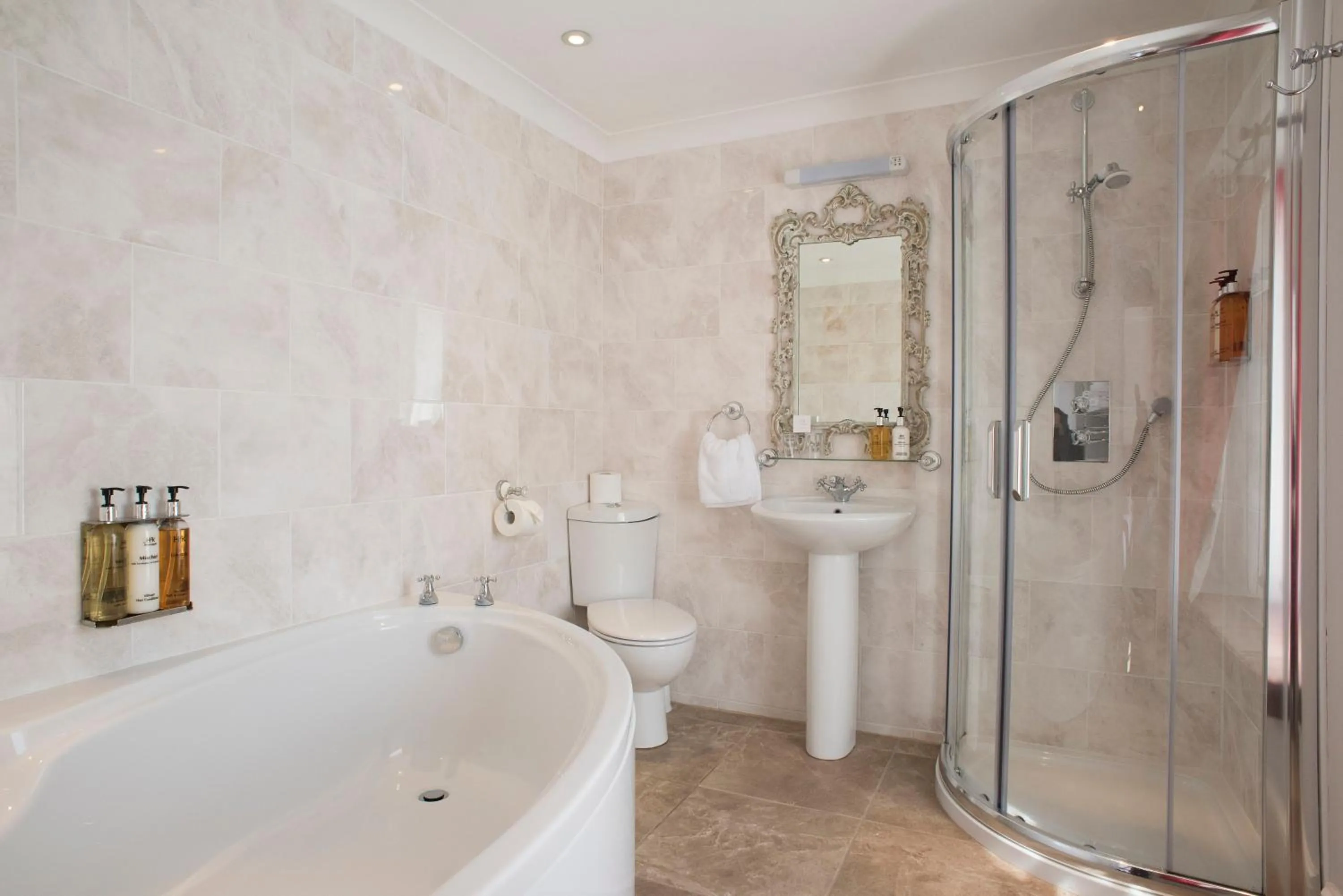 Bathroom in Royal Seven Stars Hotel