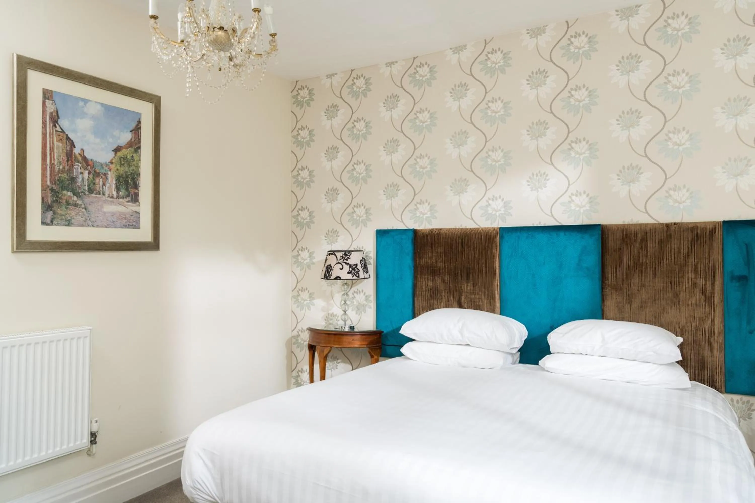 Photo of the whole room, Bed in Royal Seven Stars Hotel