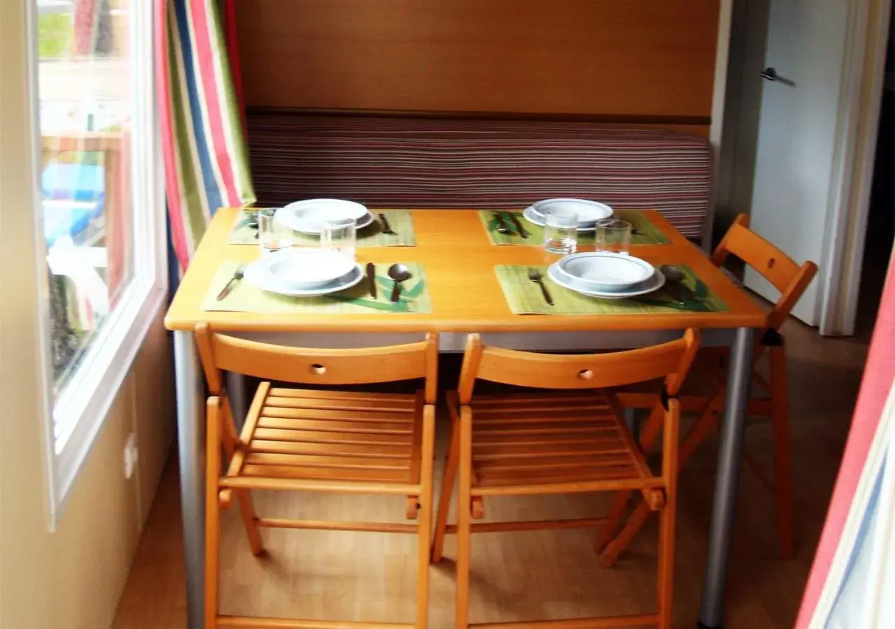 Living room in Parque de Campismo Orbitur Costa de Caparica Living room in Parque de Campismo Orbitur Costa de Caparica