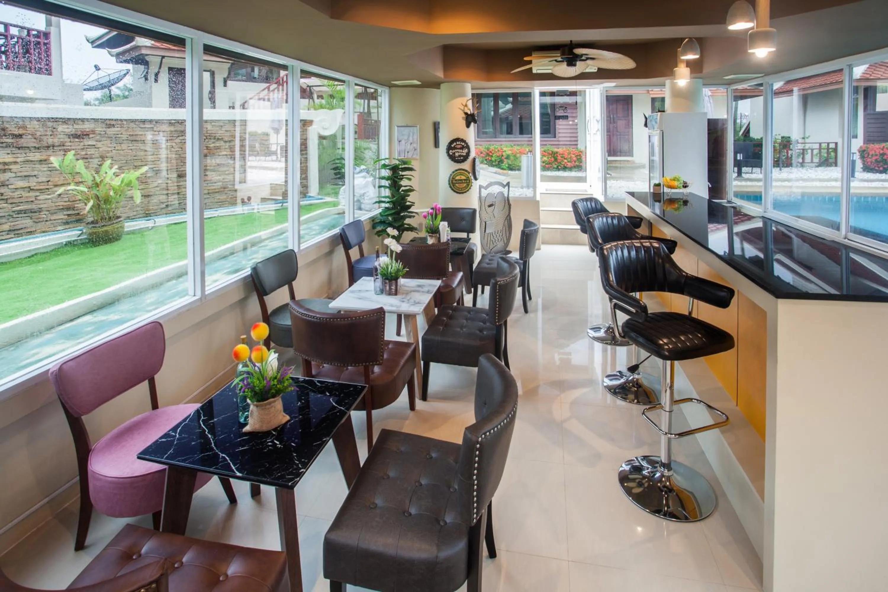 Lounge or bar in Achawalai Residence Village By Song