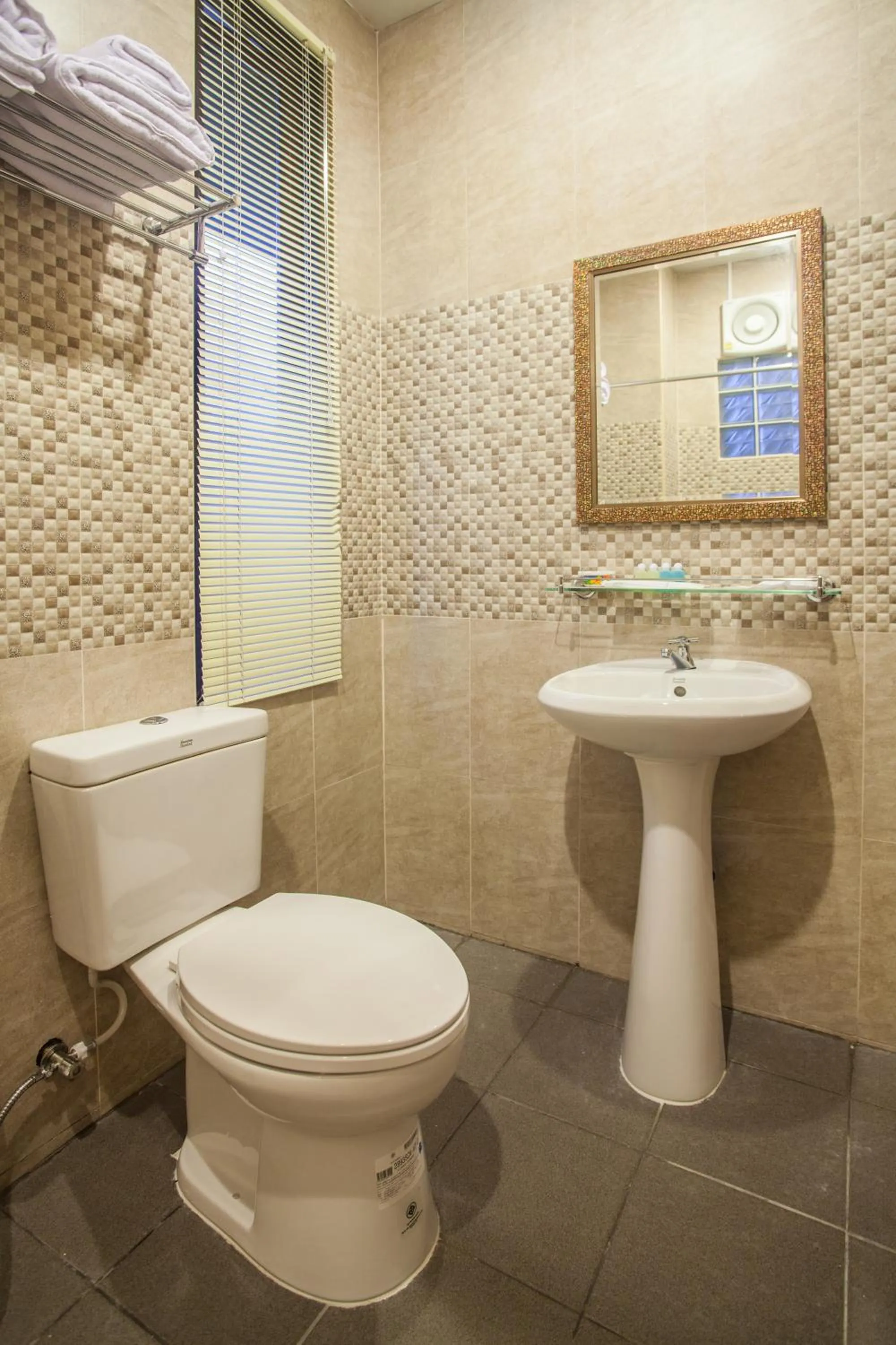 Bathroom in Achawalai Residence Village By Song