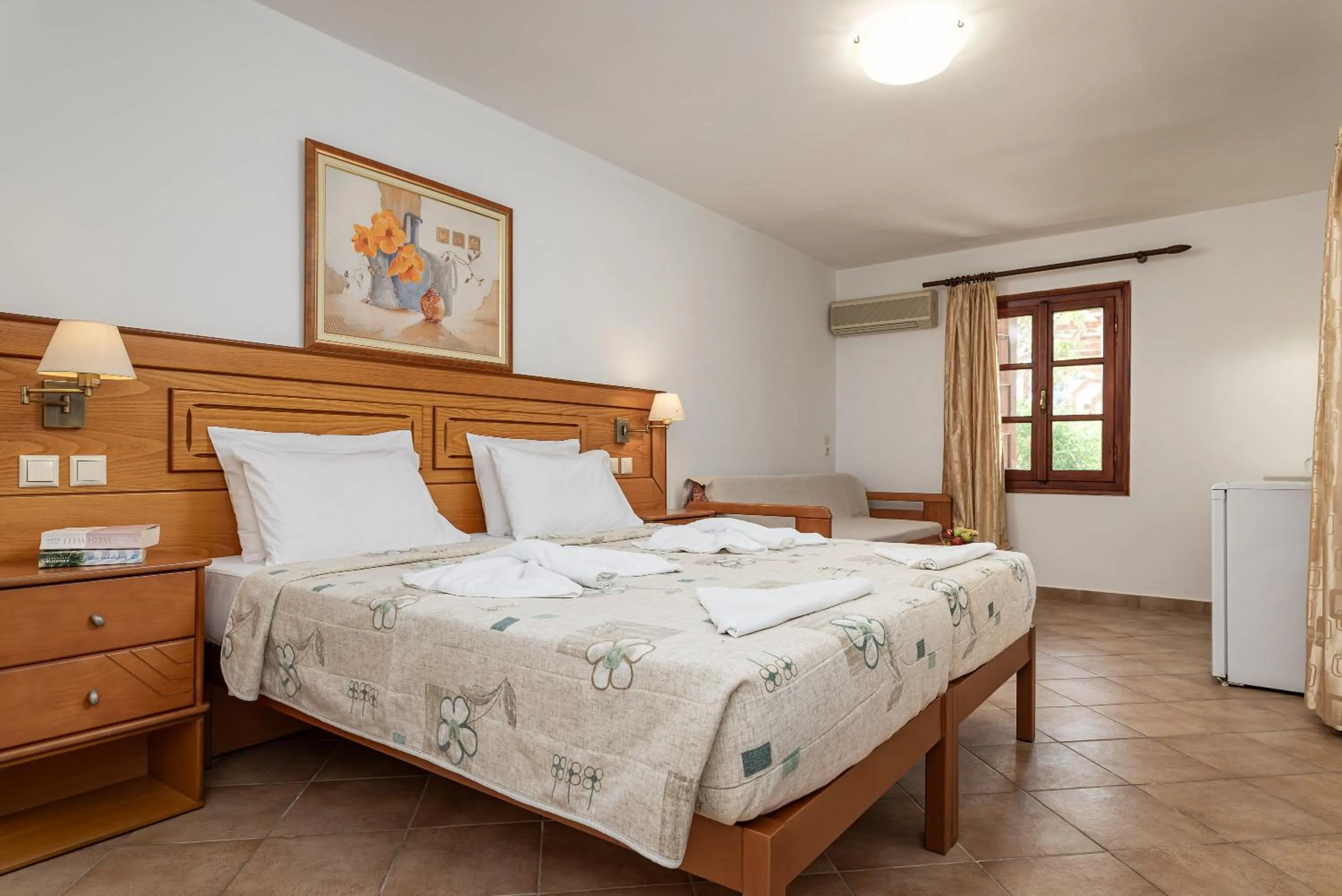 Bedroom, Bed in Hotel Athena