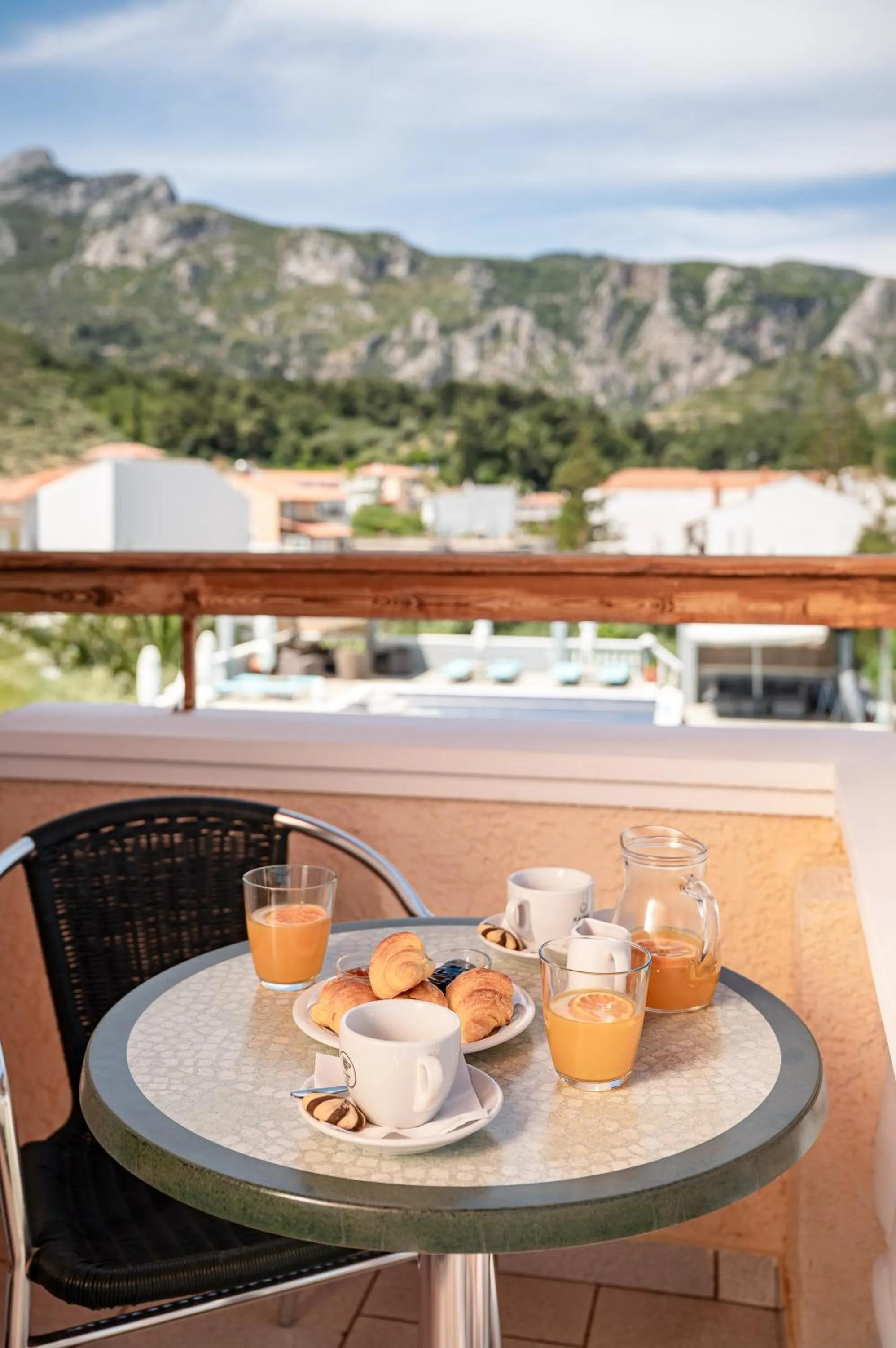 Mountain view in Hotel Athena