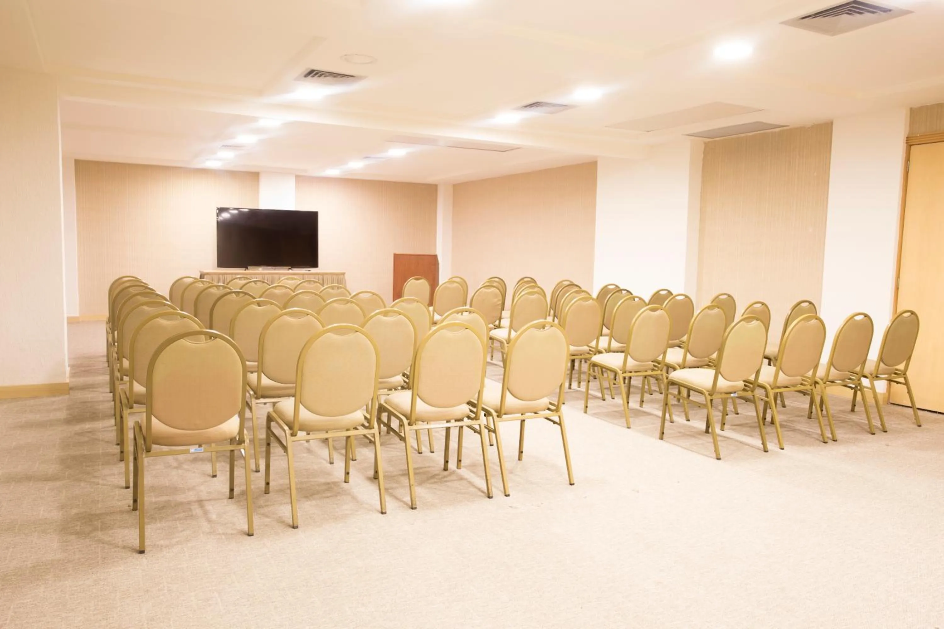 Banquet/Function facilities in Atlantico Sul Hotel