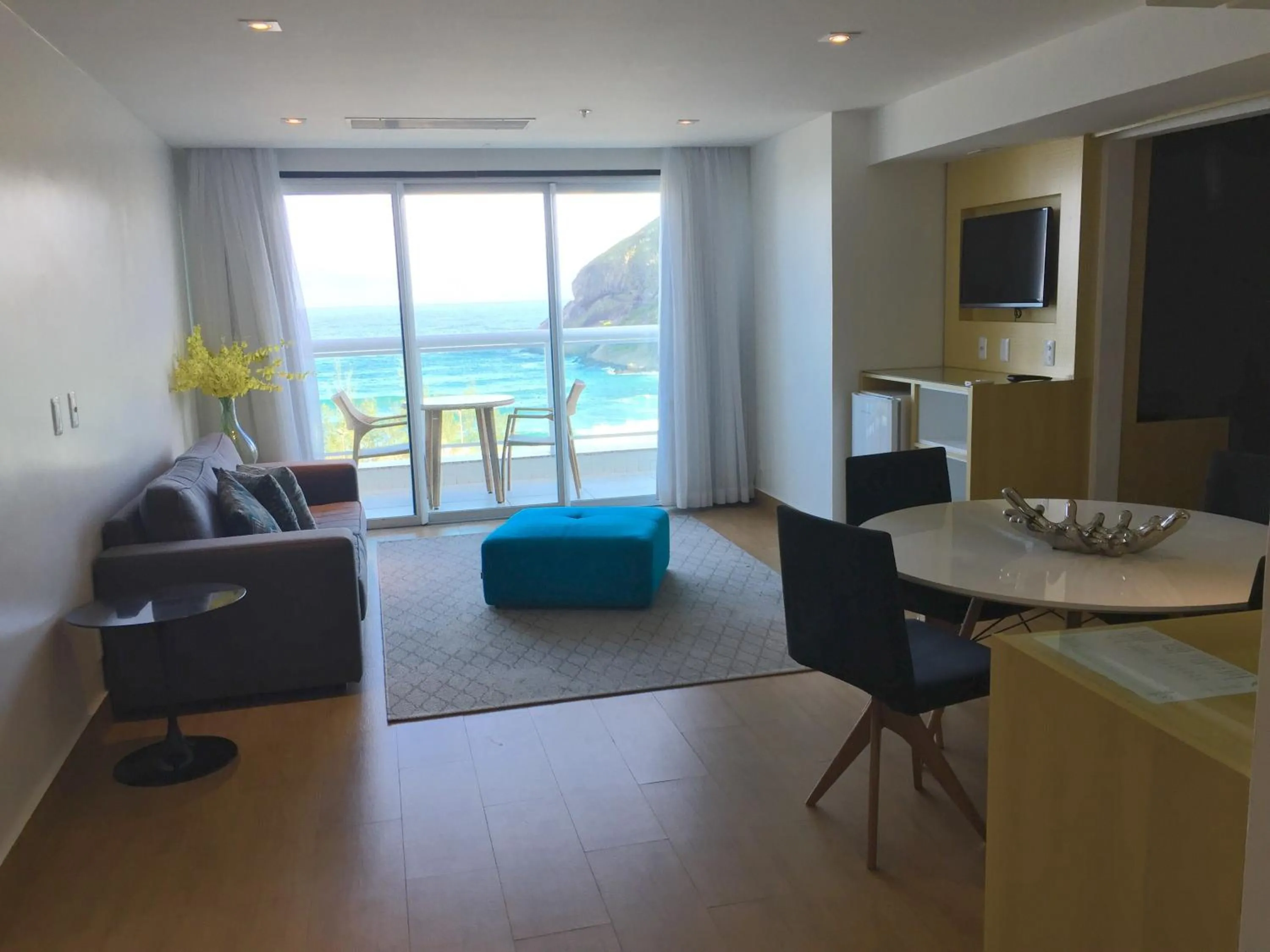 Photo of the whole room in Atlantico Sul Hotel