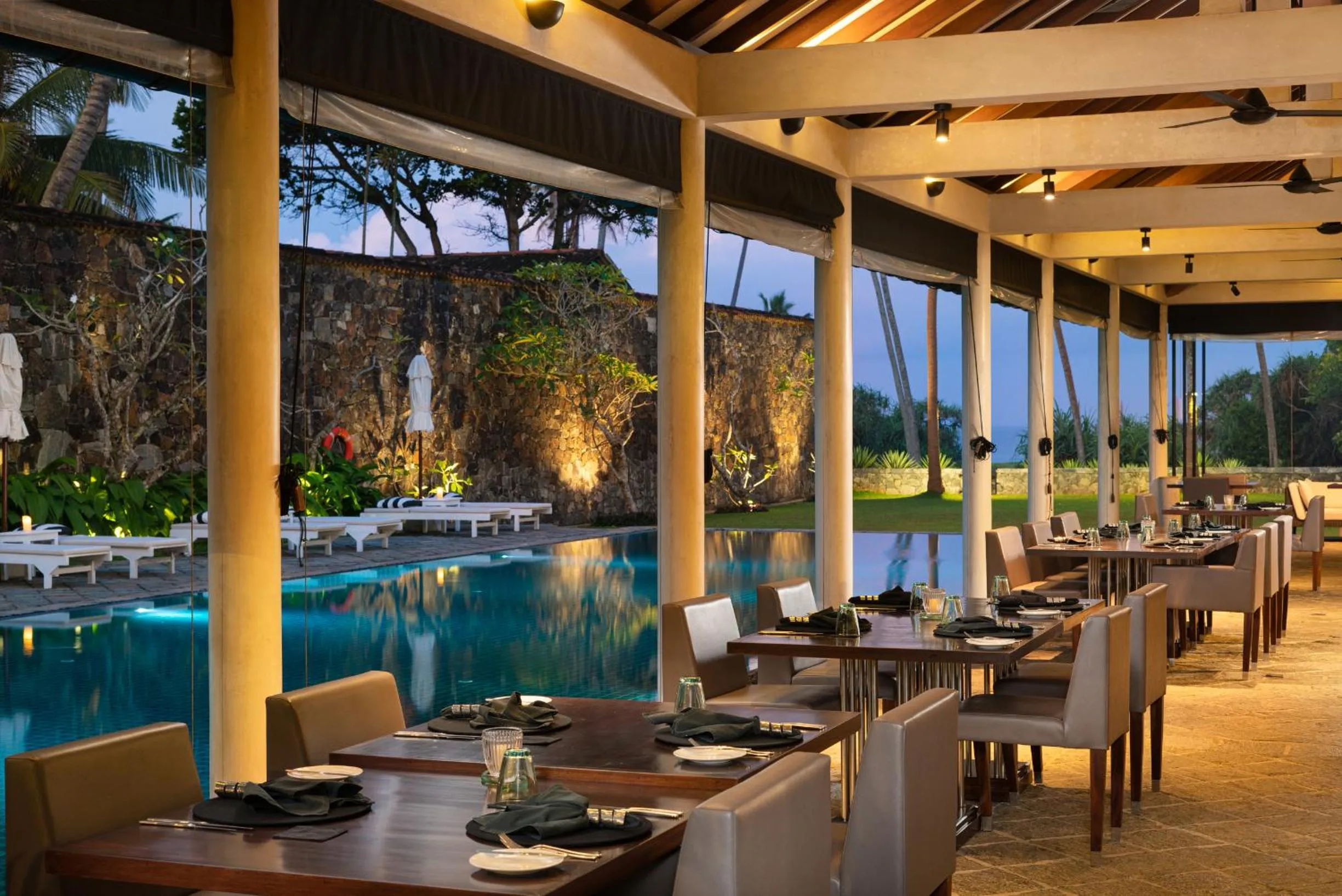 Restaurant/places to eat in Taru Villas The Long House - Bentota