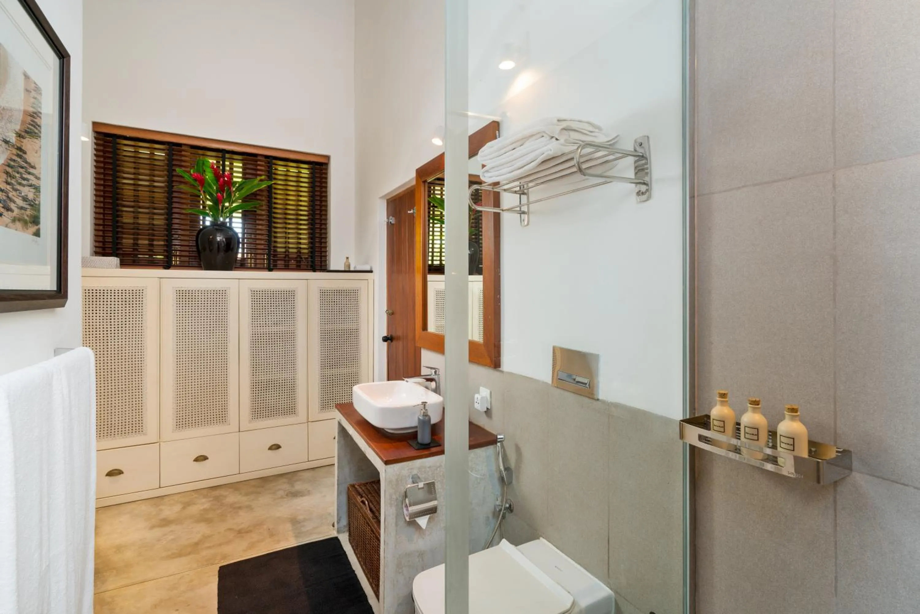 Bathroom in Taru Villas The Long House - Bentota