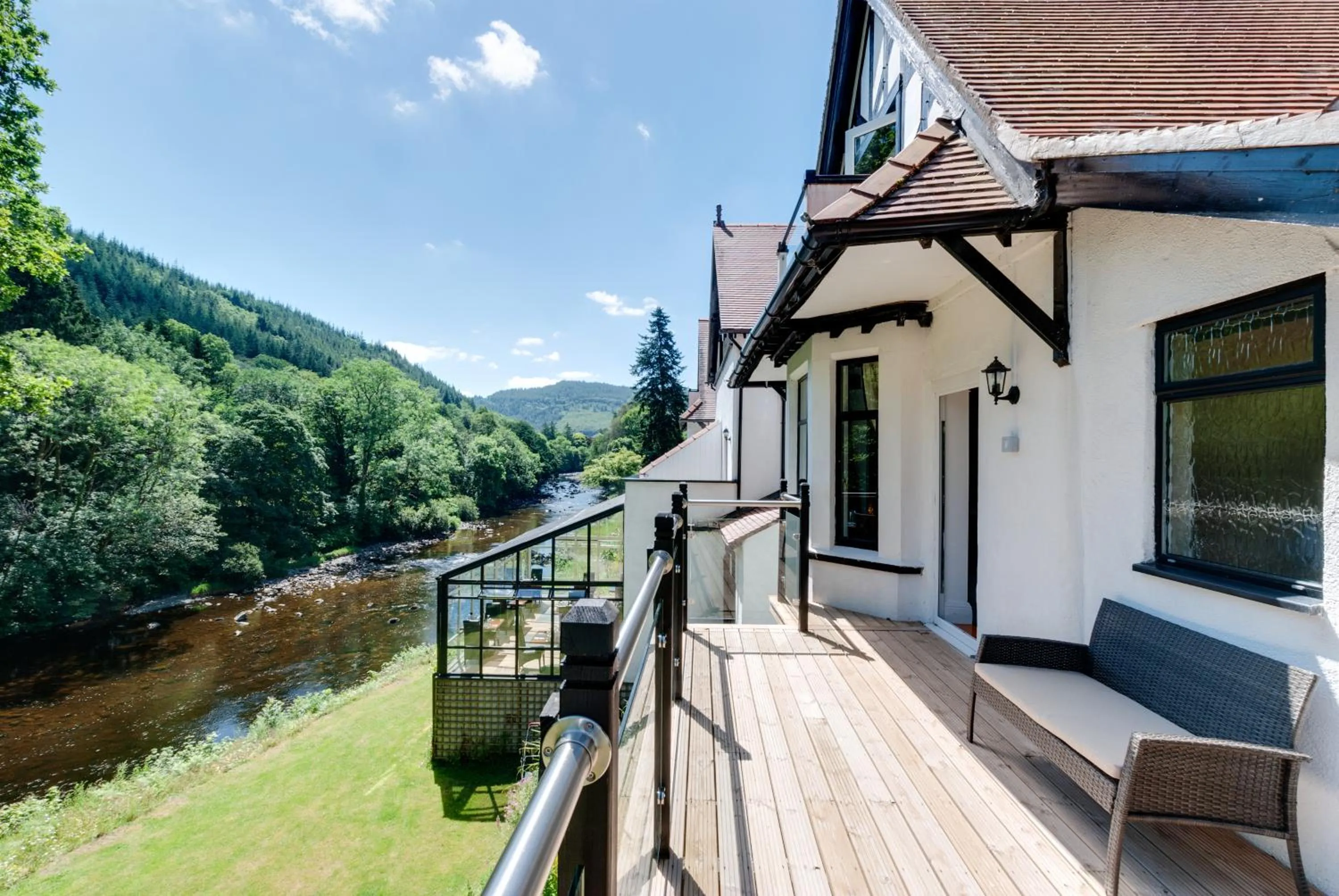 Balcony/Terrace in Craig-y-Dderwen Riverside Hotel