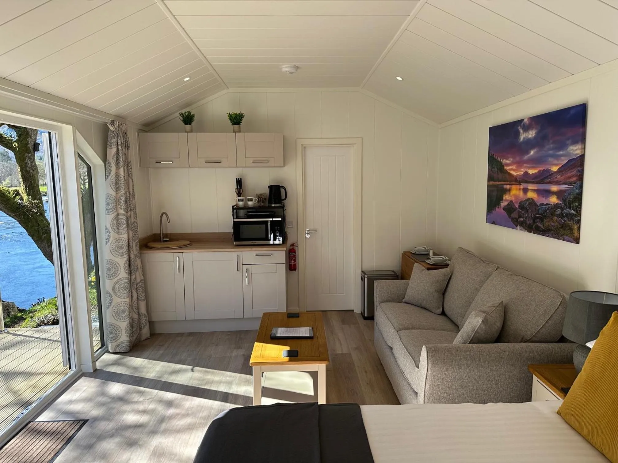 Property building in Craig-y-Dderwen Riverside Hotel