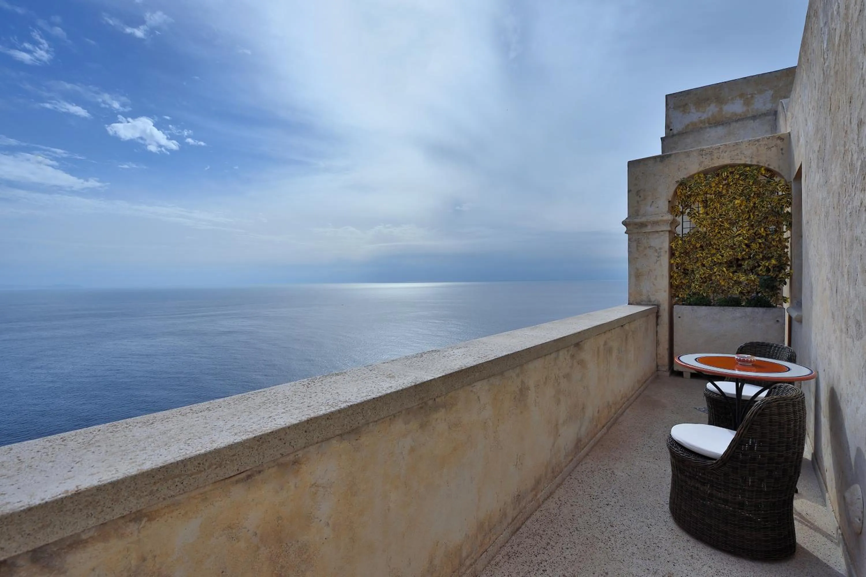 Monastero Santa Rosa Hotel & Spa