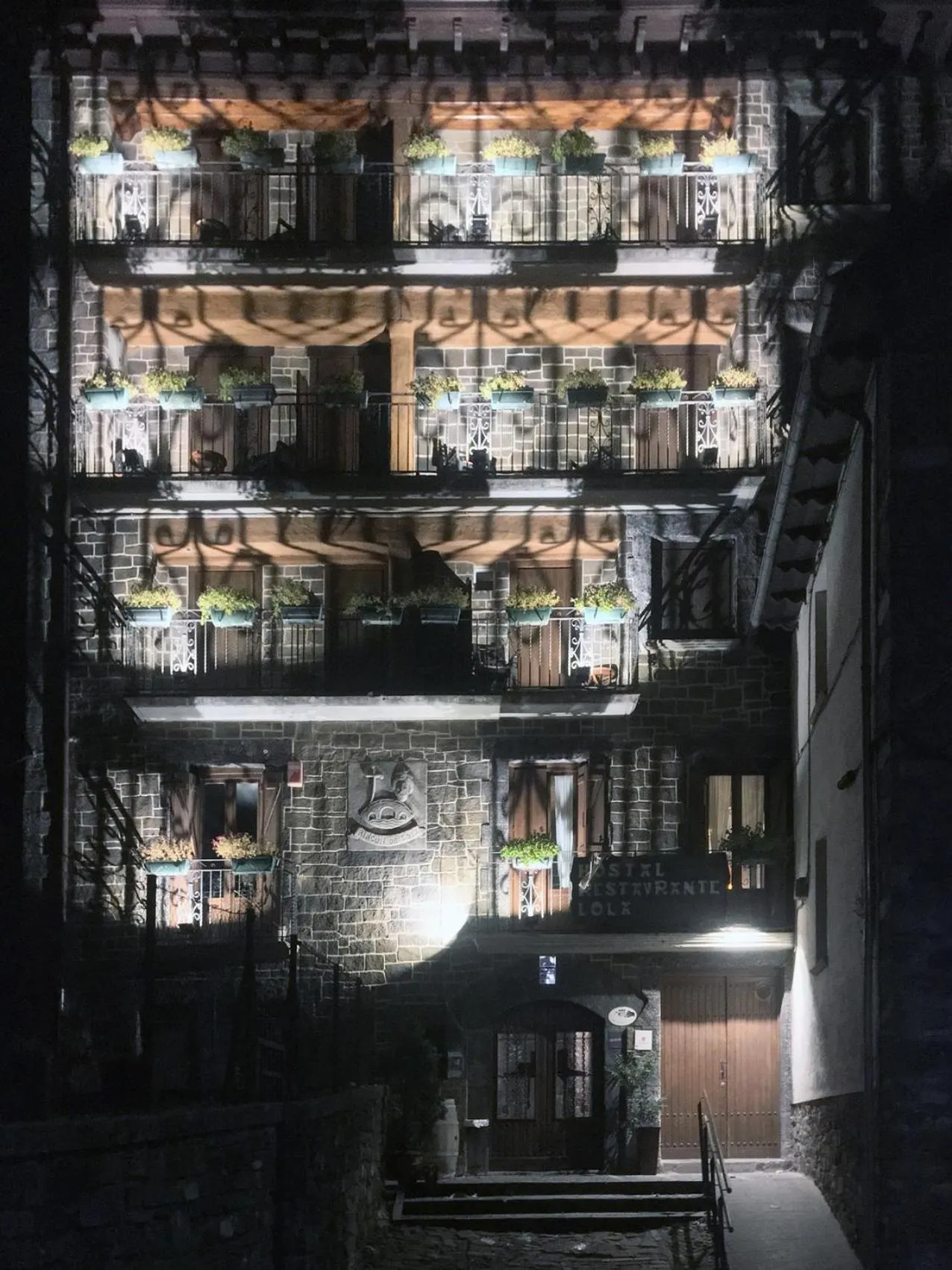 Property building in Hostal Lola