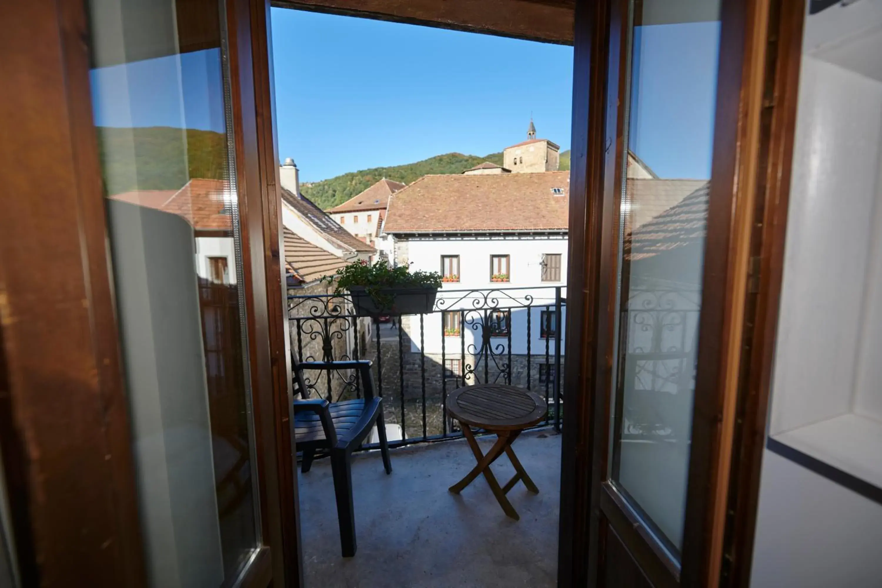 Double Room with Balcony in Hostal Lola Double Room with Balcony in Hostal Lola