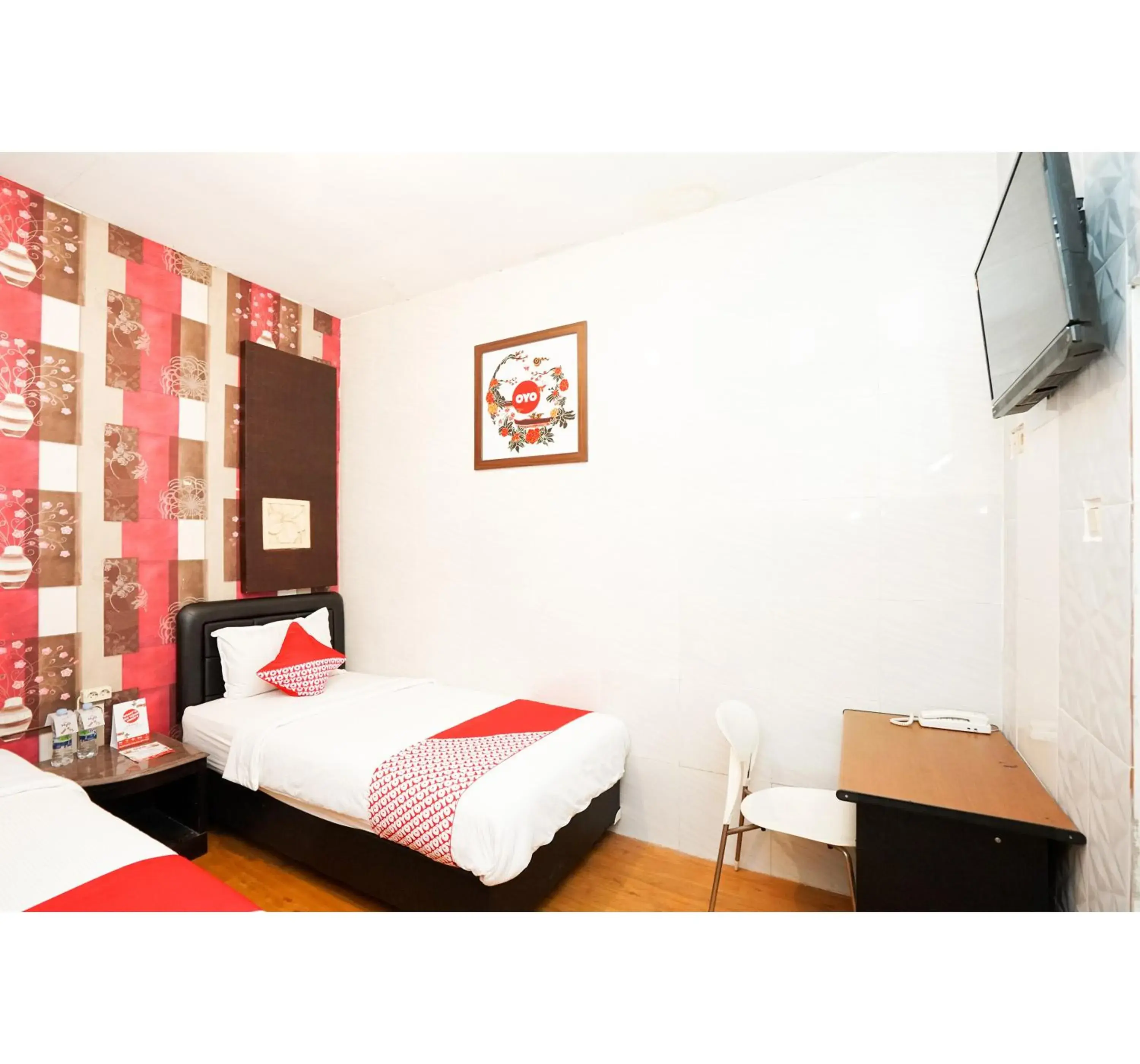 Bedroom, Bed in Hotel O Mojokerto Guesthouse Bedroom, Bed in Hotel O Mojokerto Guesthouse