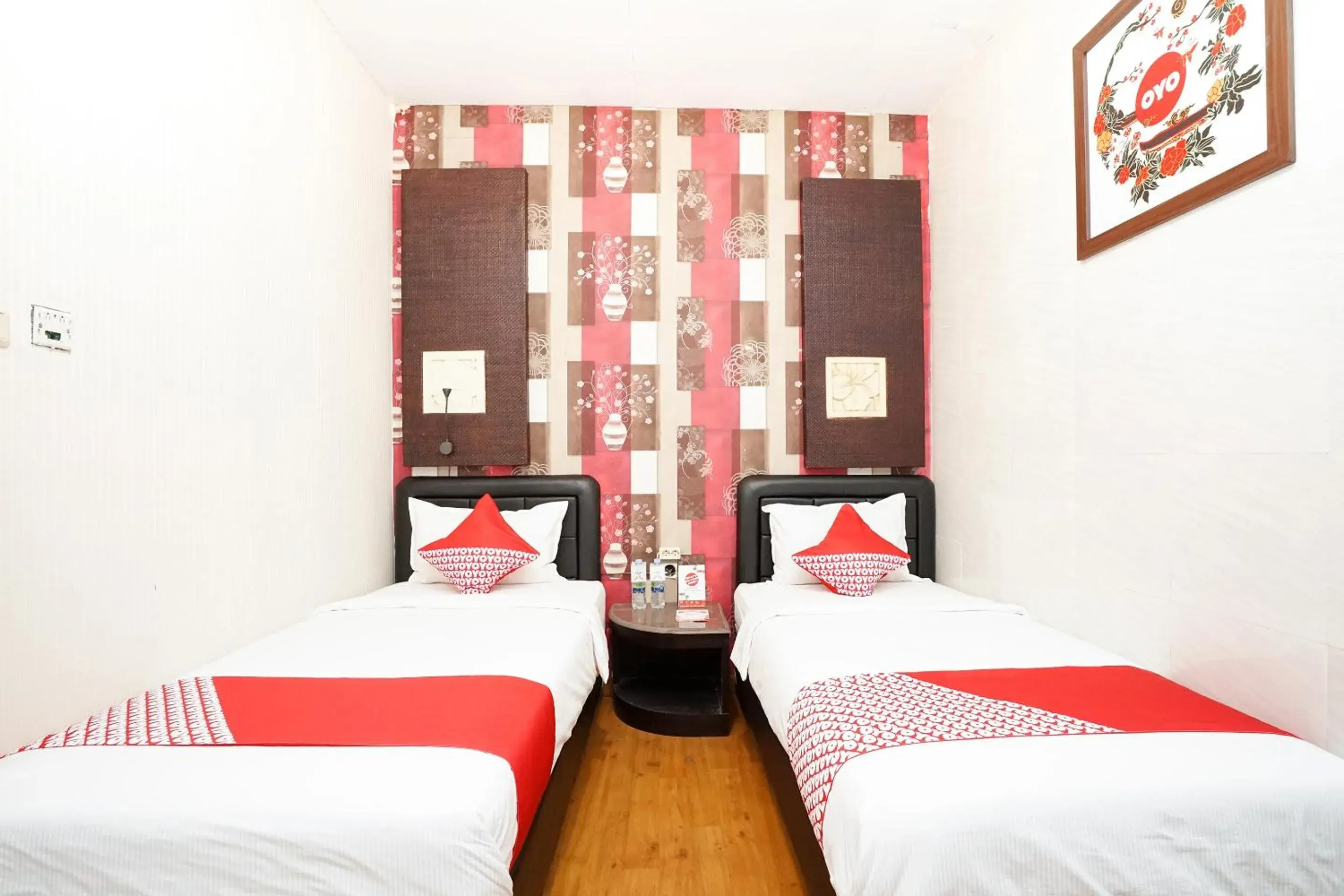 Bedroom, Bed in Hotel O Mojokerto Guesthouse Bedroom, Bed in Hotel O Mojokerto Guesthouse