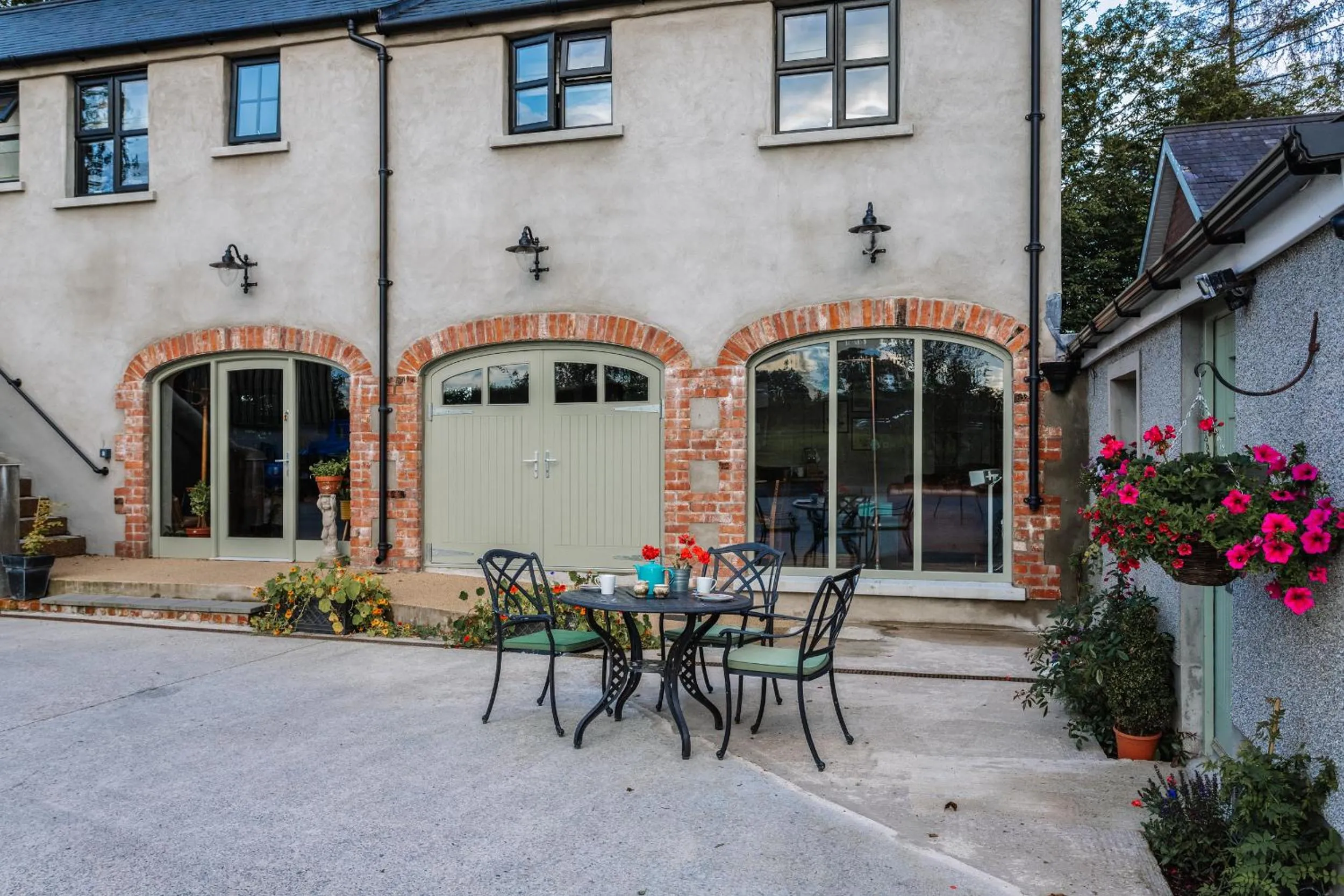 Property building in Lisnacurran