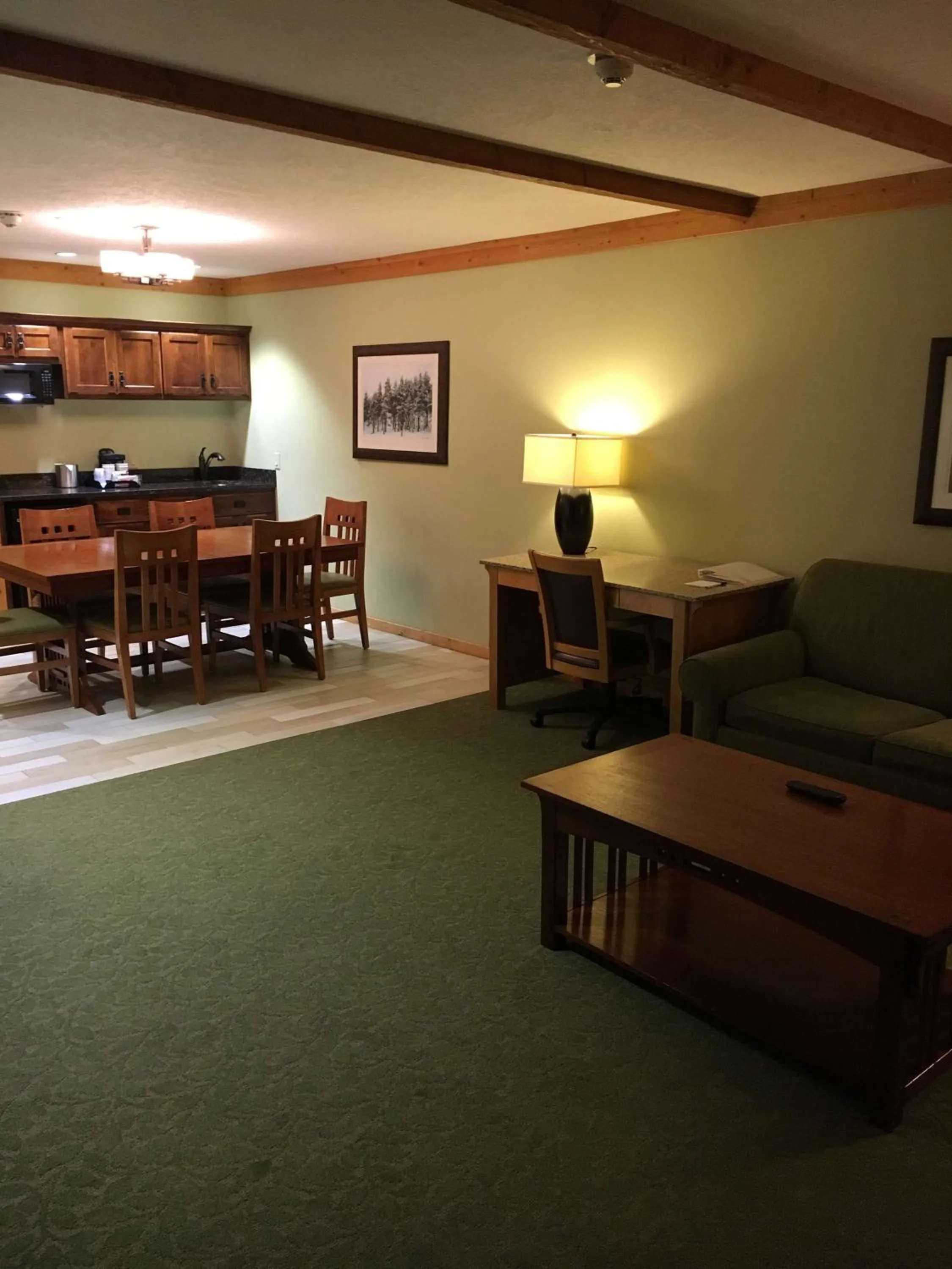 Photo of the whole room in Brian Head Lodge