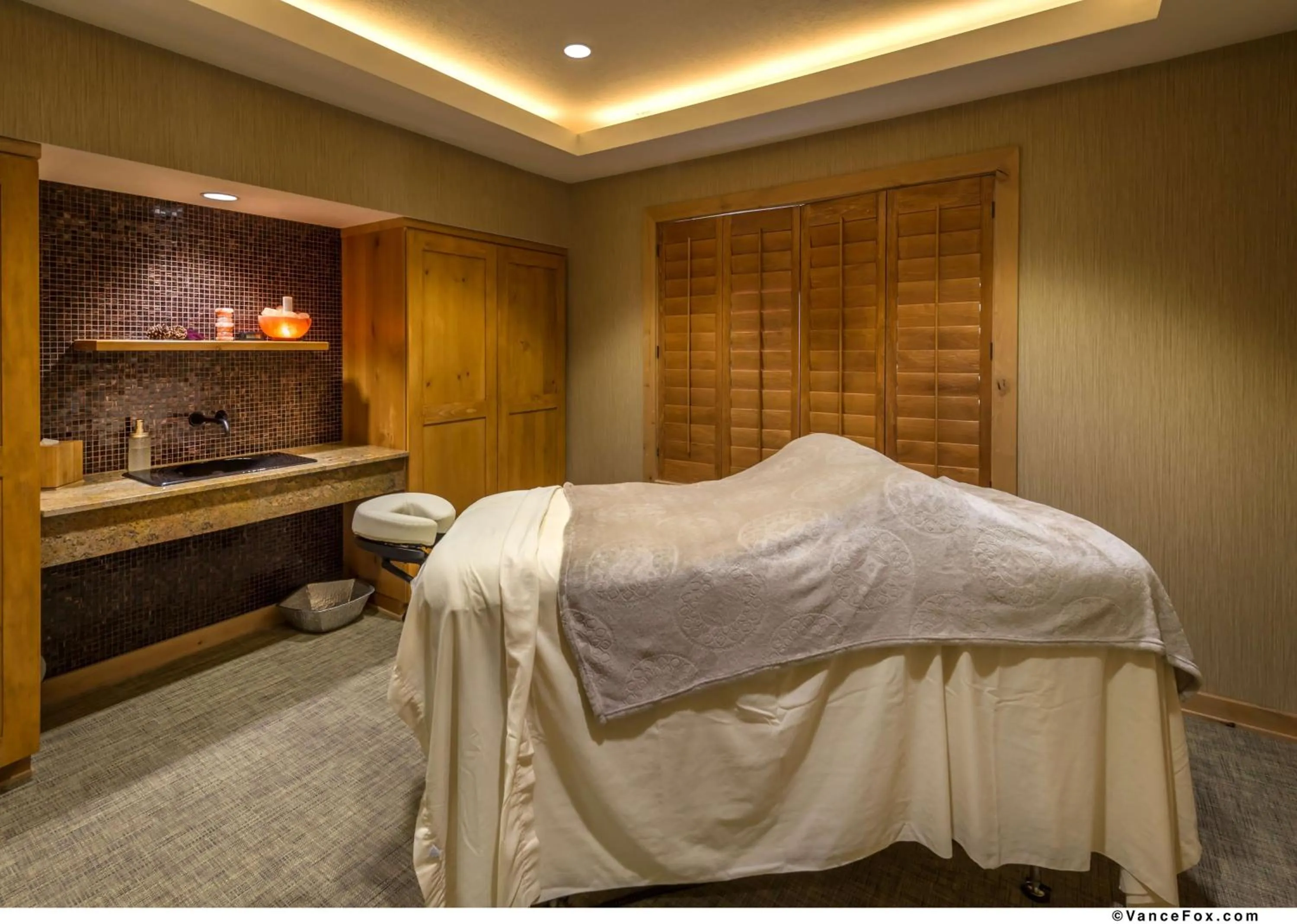 Spa and wellness centre/facilities, Bed in Brian Head Lodge
