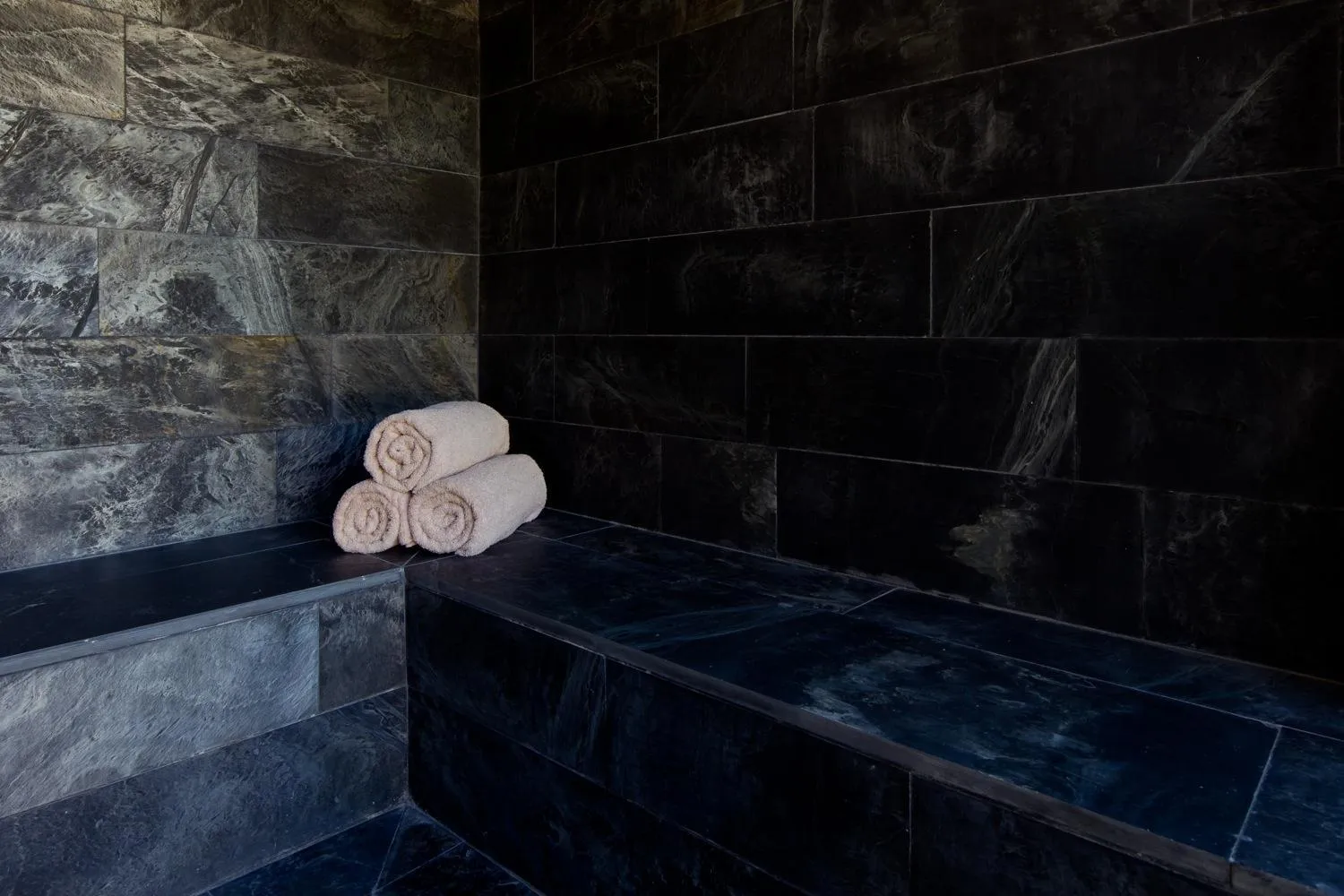 Steam room in Hotel Boutique Ses Pitreras