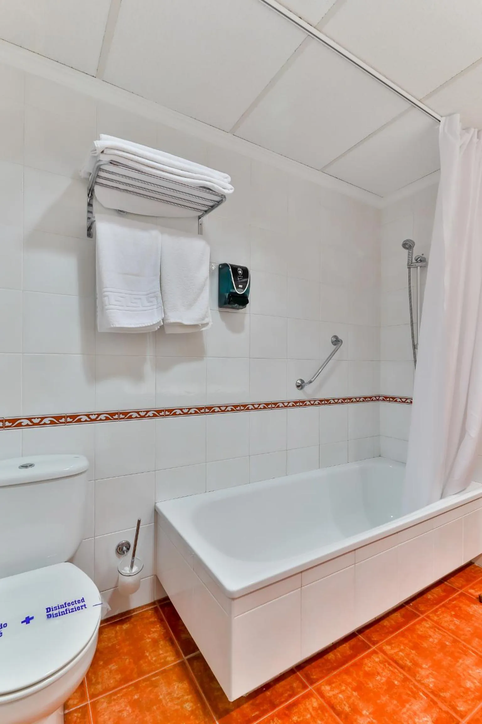 Bathroom in Área de Servicio El Cruce