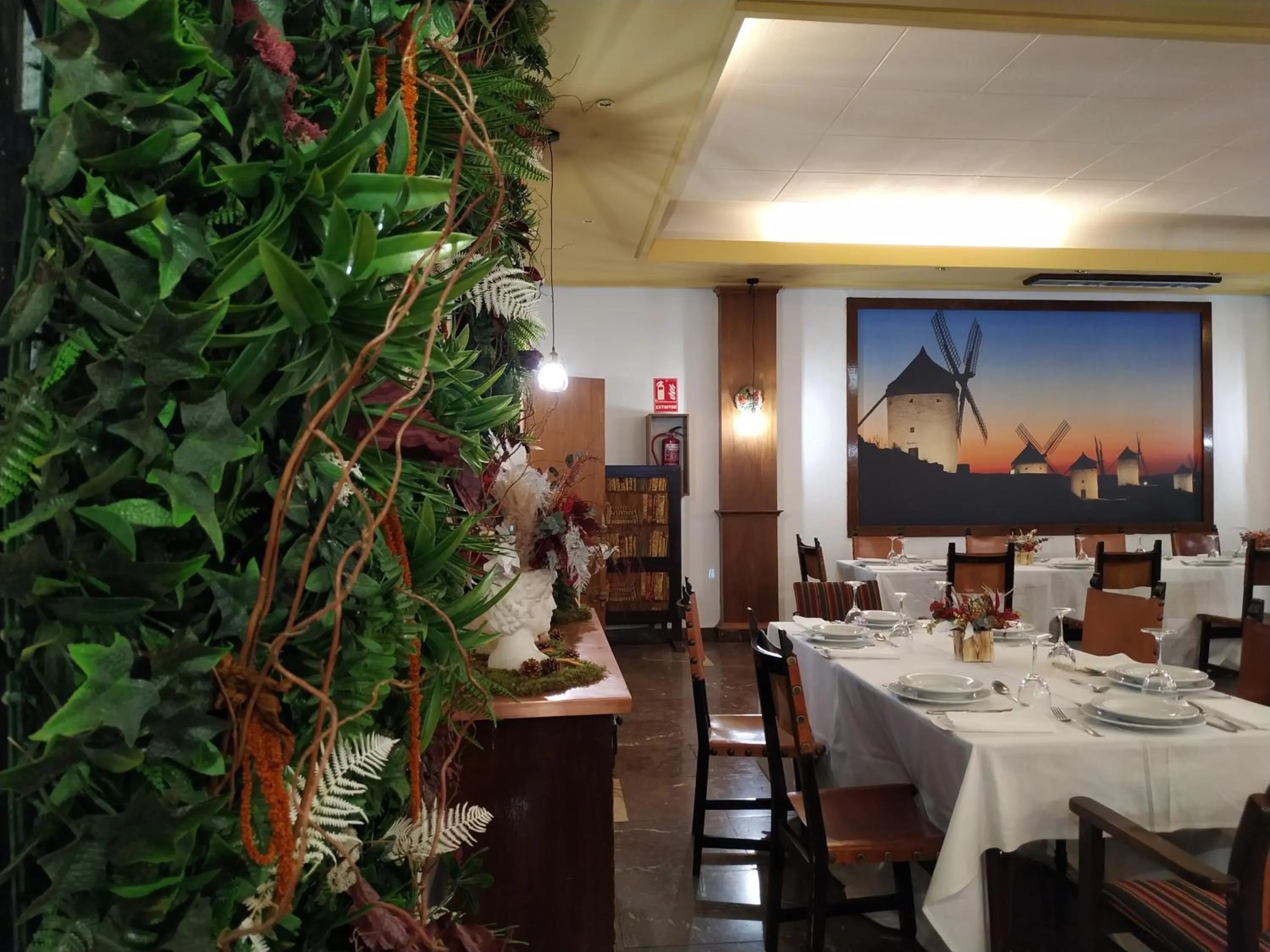 Restaurant/places to eat in Área de Servicio El Cruce