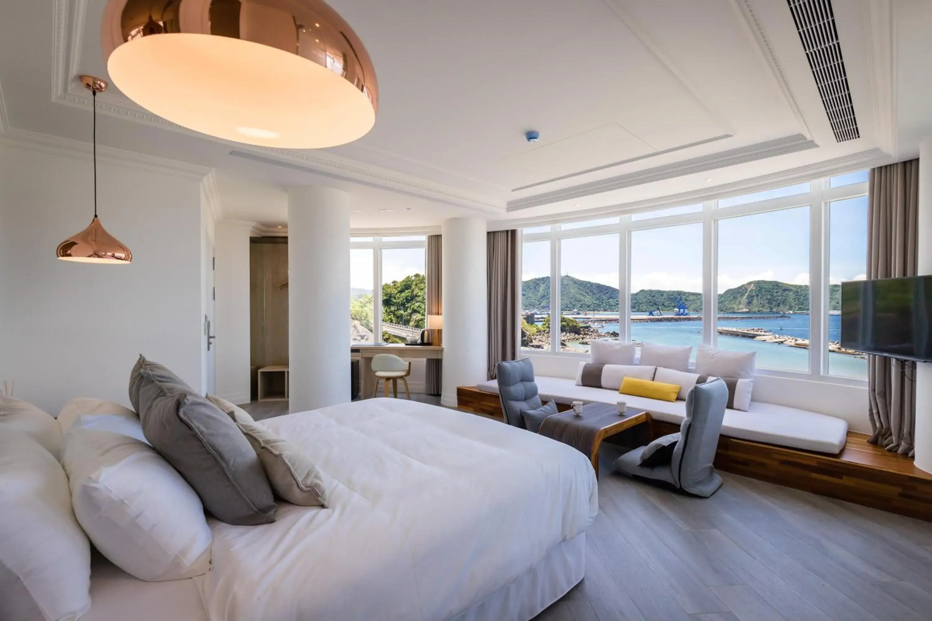 Bed in Brighthouse Bed in Brighthouse