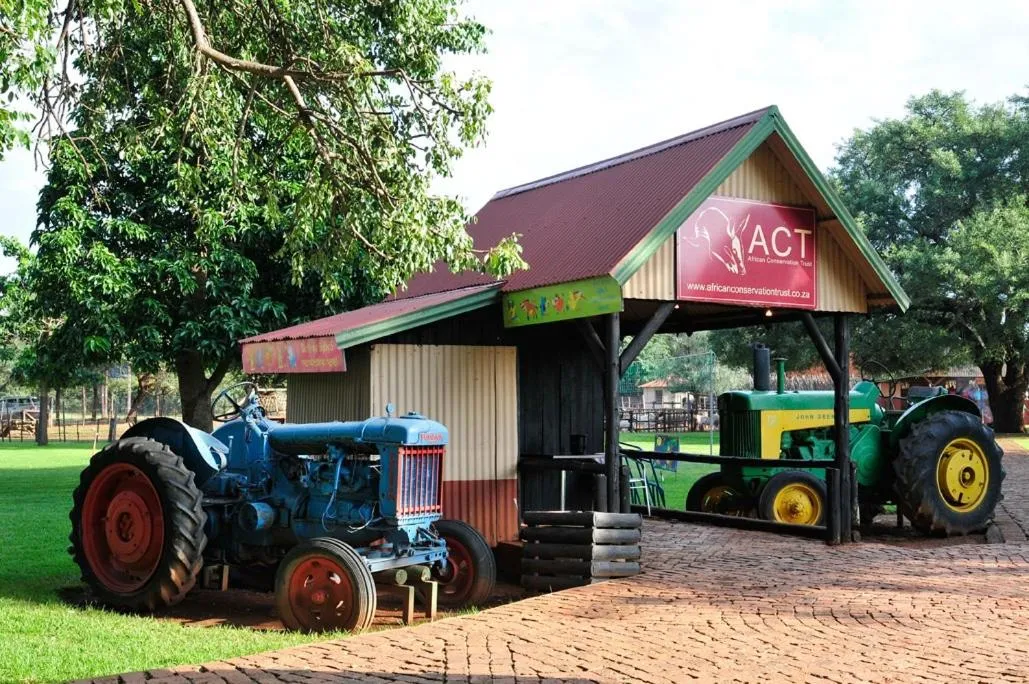 Sondela Nature Reserve & Spa Chalets