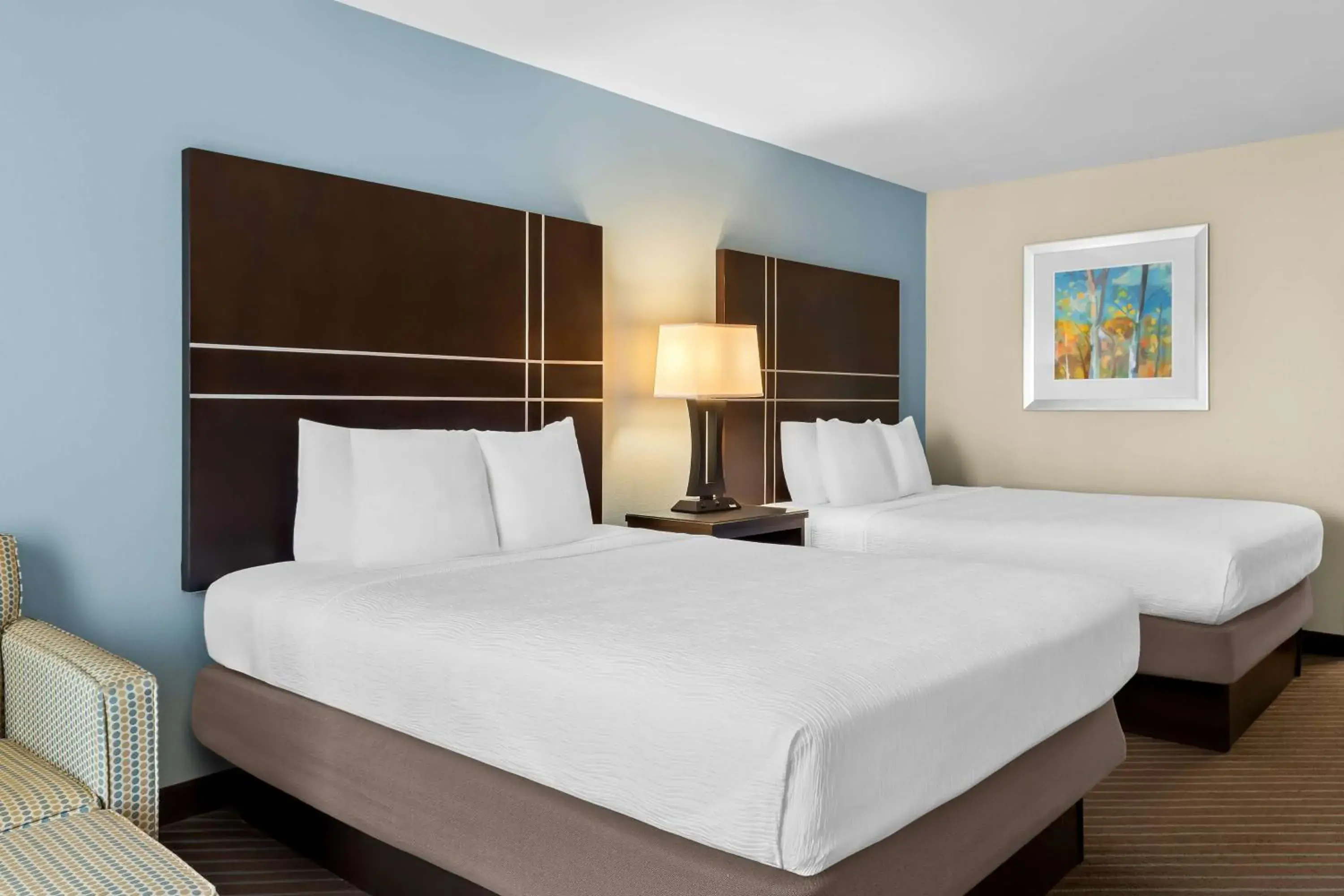 Bedroom, Bed in Best Western Newport Inn Bedroom, Bed in Best Western Newport Inn